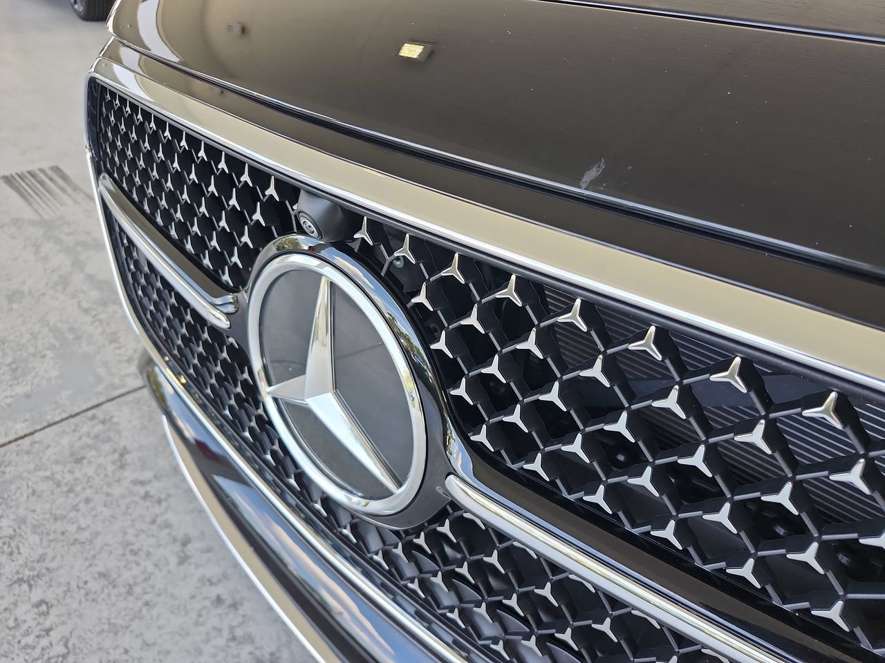 2026 Mercedes-Benz E-Class E350 - Photo 25