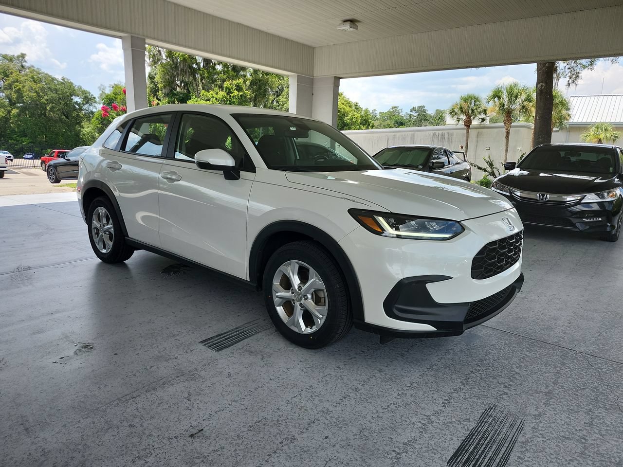 2023 Honda HR-V LX - Photo 9