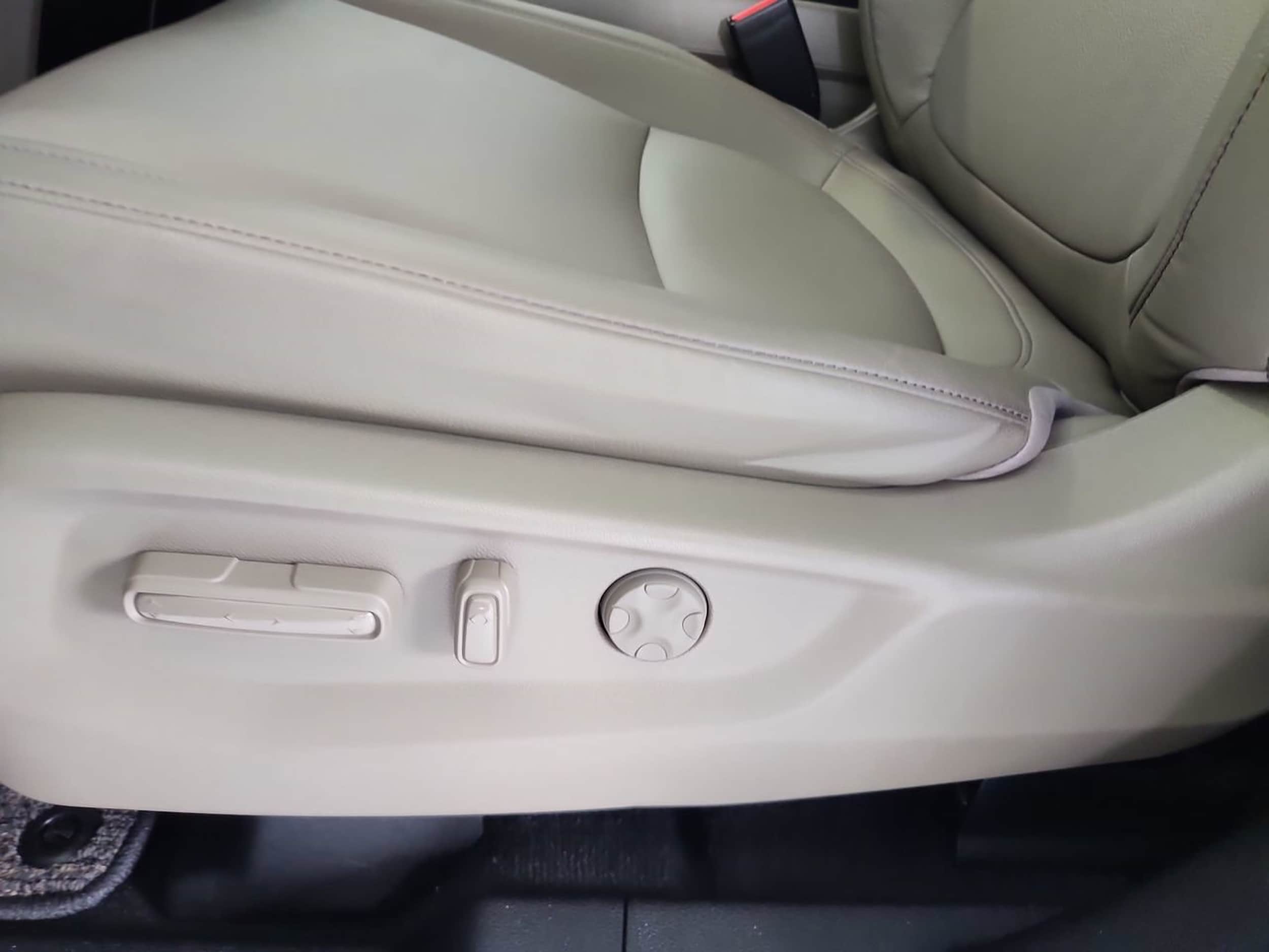 2024 Honda Odyssey EX-L - Photo 15