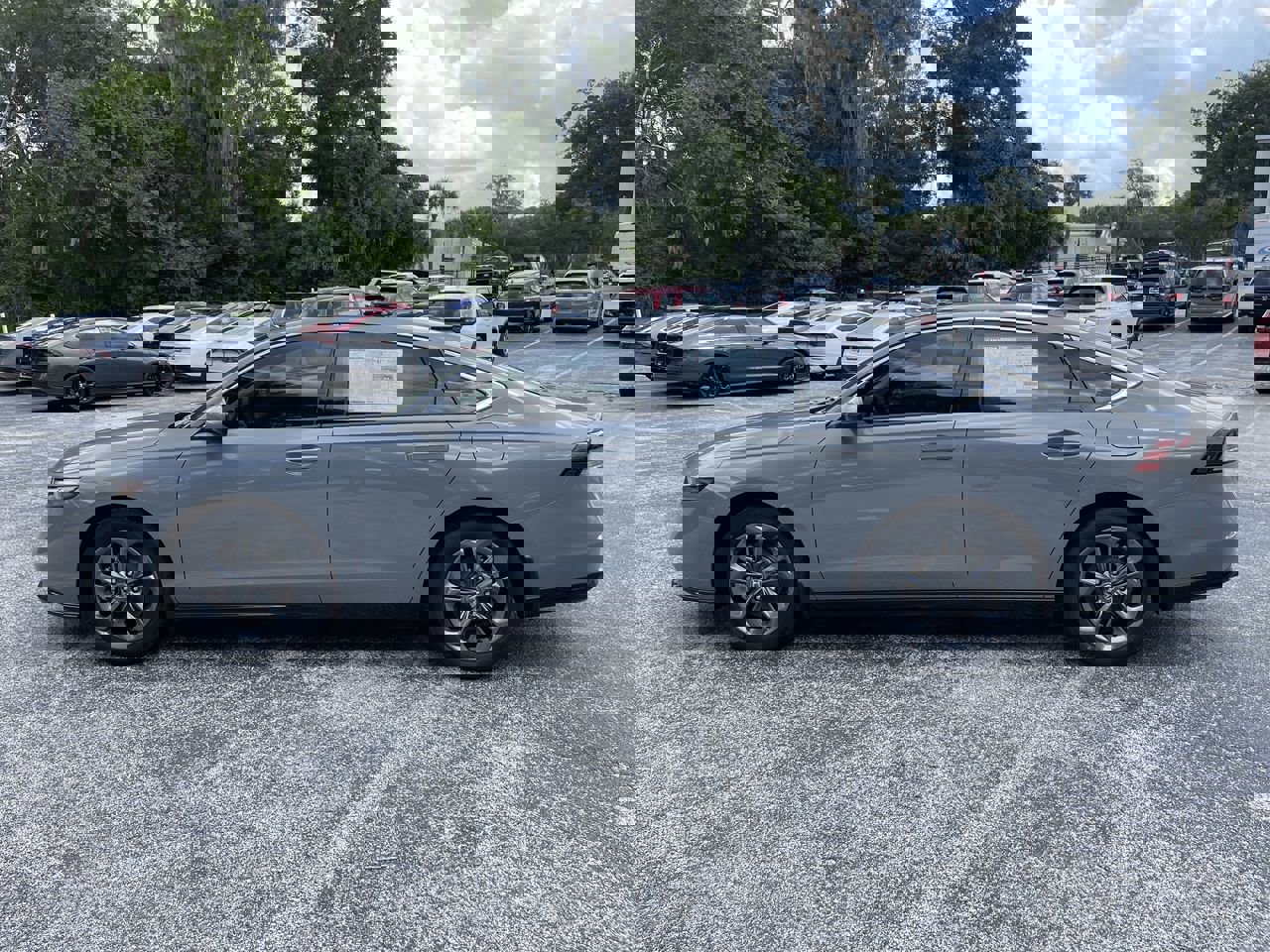 2025 Honda Accord Hybrid EX-L photo 3