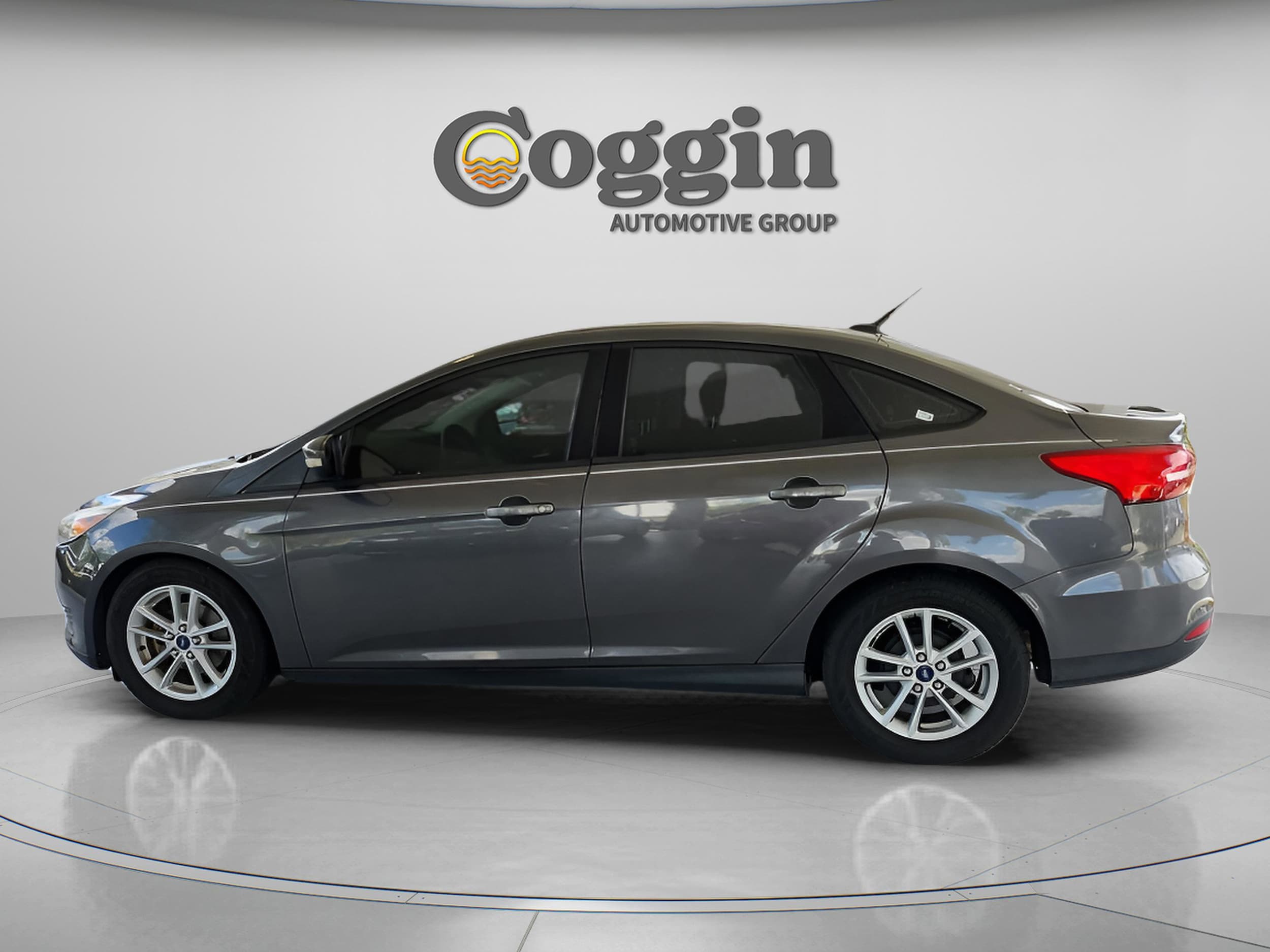 Used 2017 Ford Focus SE with VIN 1FADP3F22HL289454 for sale in Orange City, FL