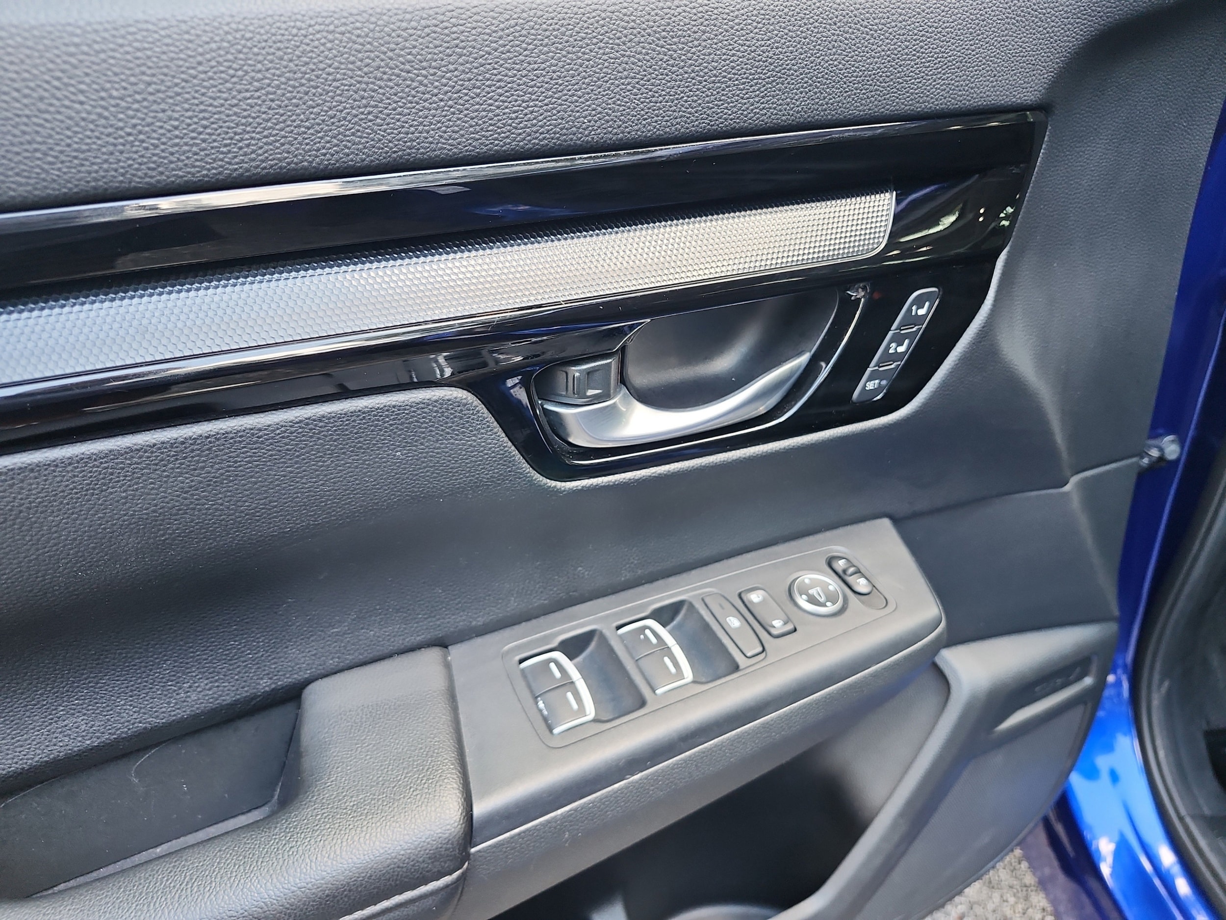 2024 Honda CR-V EX-L - Photo 17