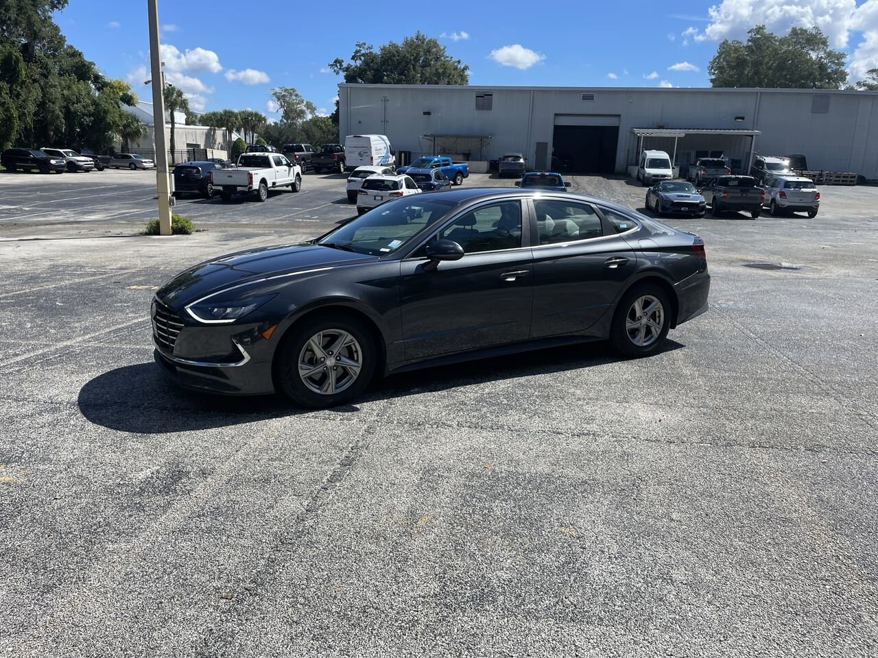 2021 Hyundai Sonata SE photo 2
