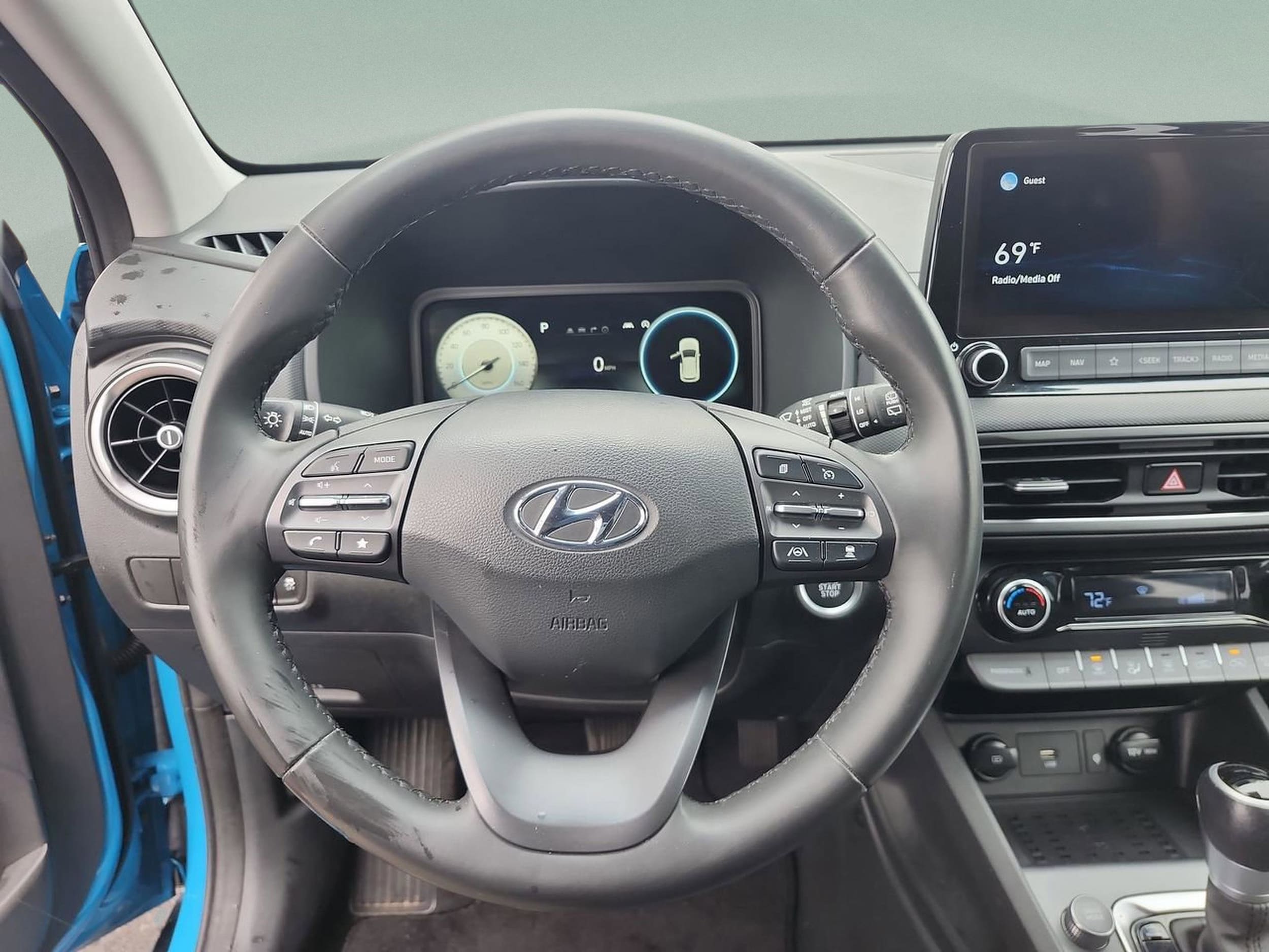 2022 Hyundai Kona Limited - Photo 10
