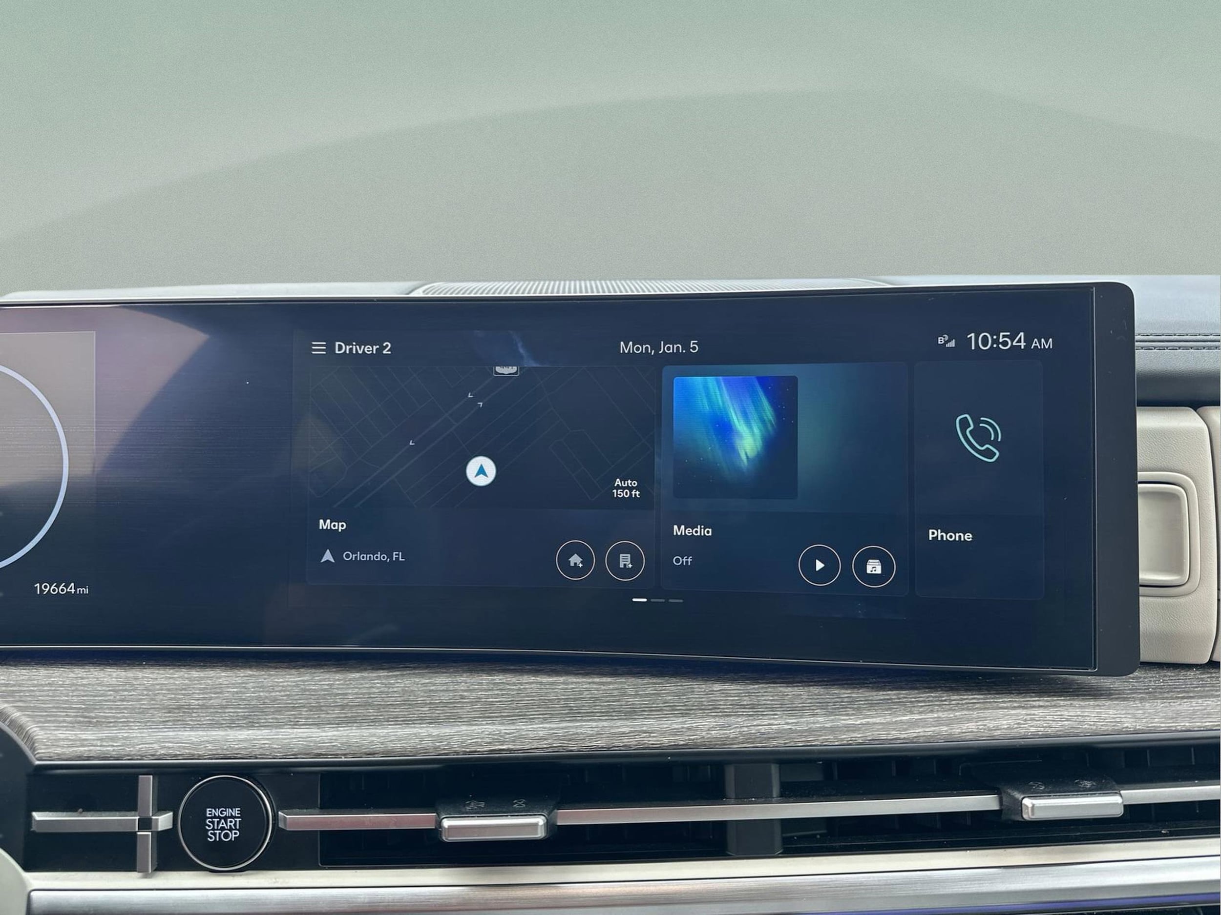 2024 Hyundai Santa Fe Limited - Photo 31