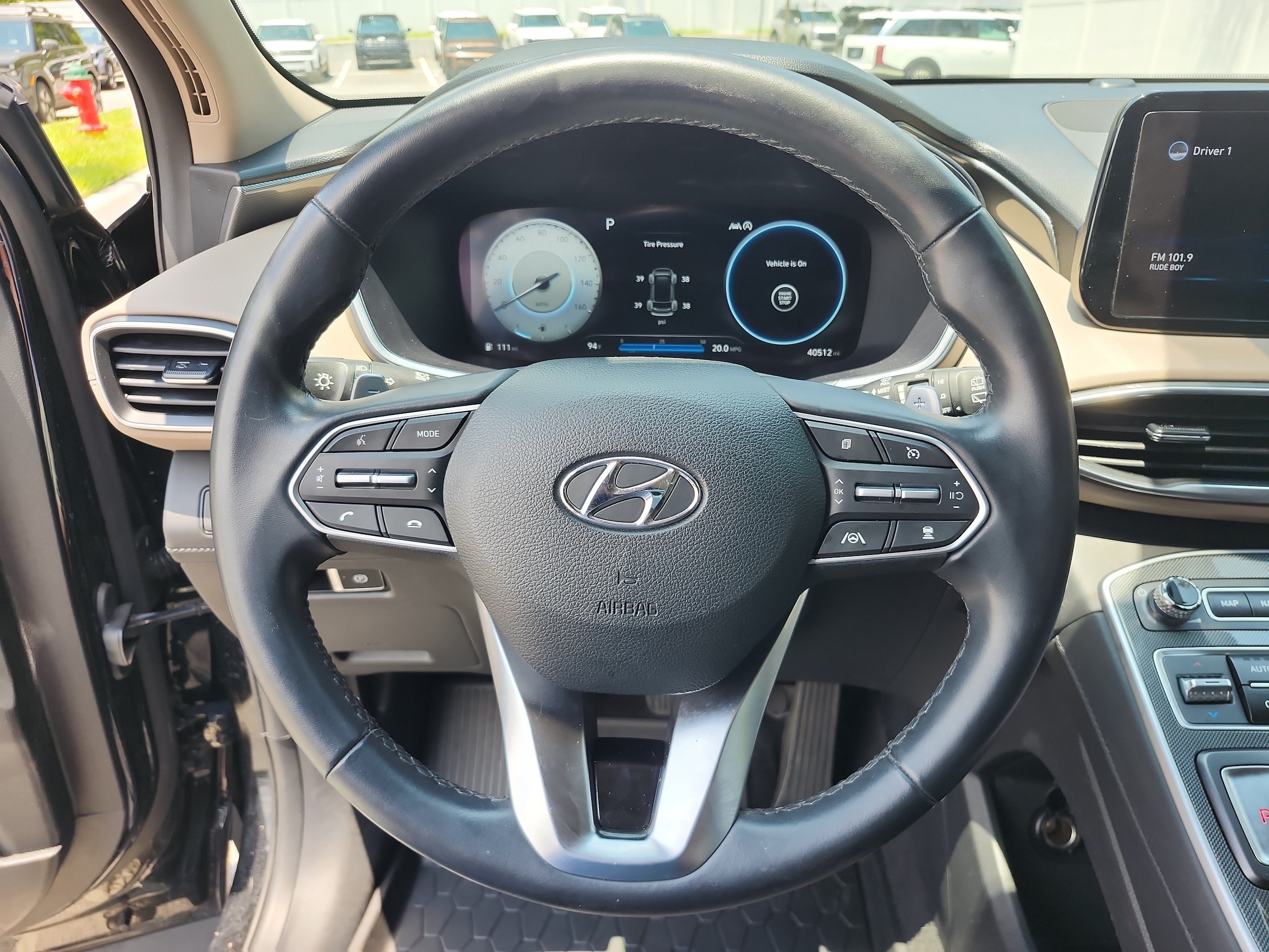 2022 Hyundai Santa Fe SEL - Photo 11