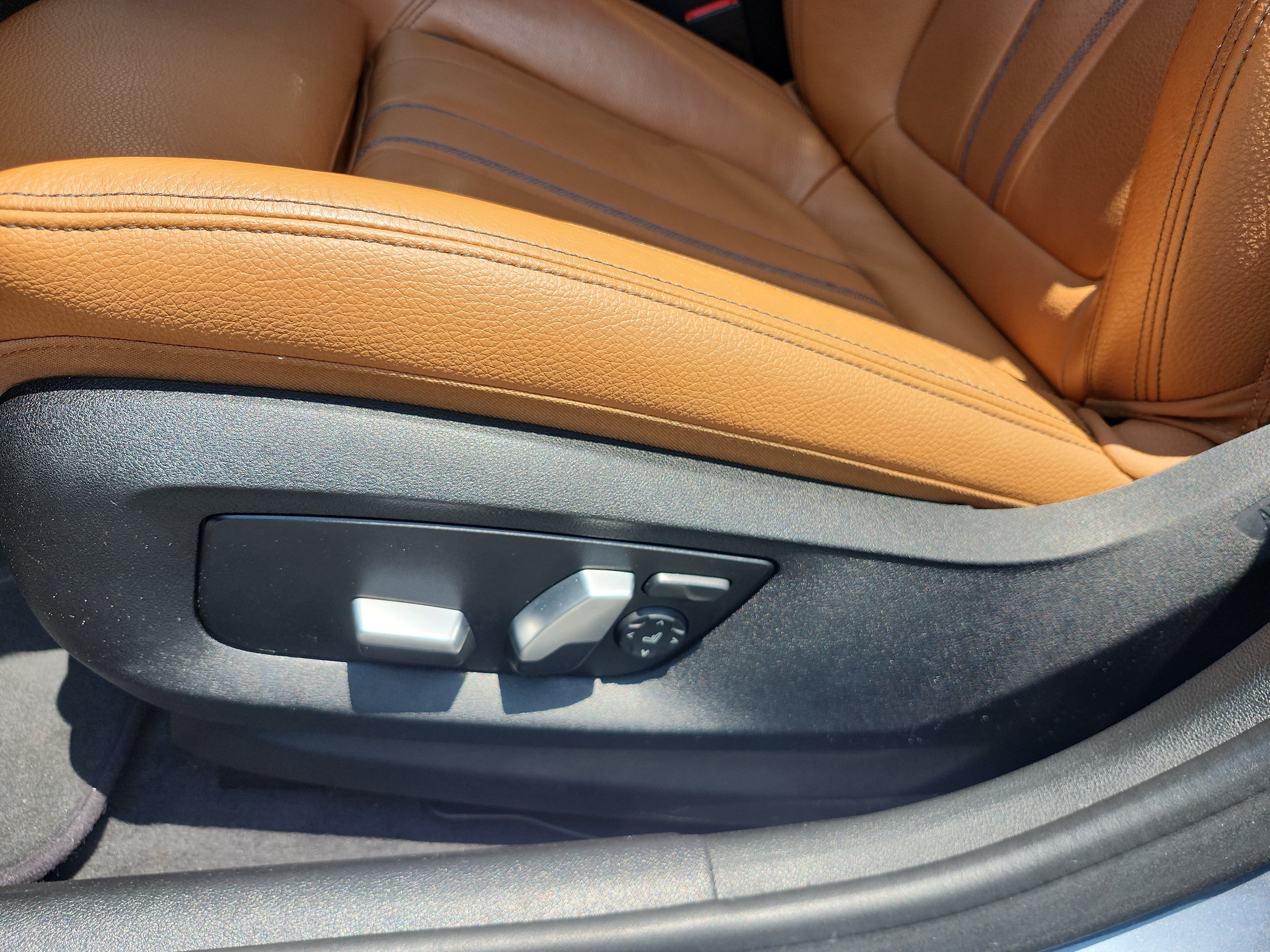 2020 BMW 5 Series 530i - Photo 16