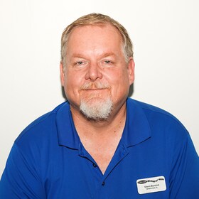 Staff member Glenn Bunzick from ID_f725e251ce46