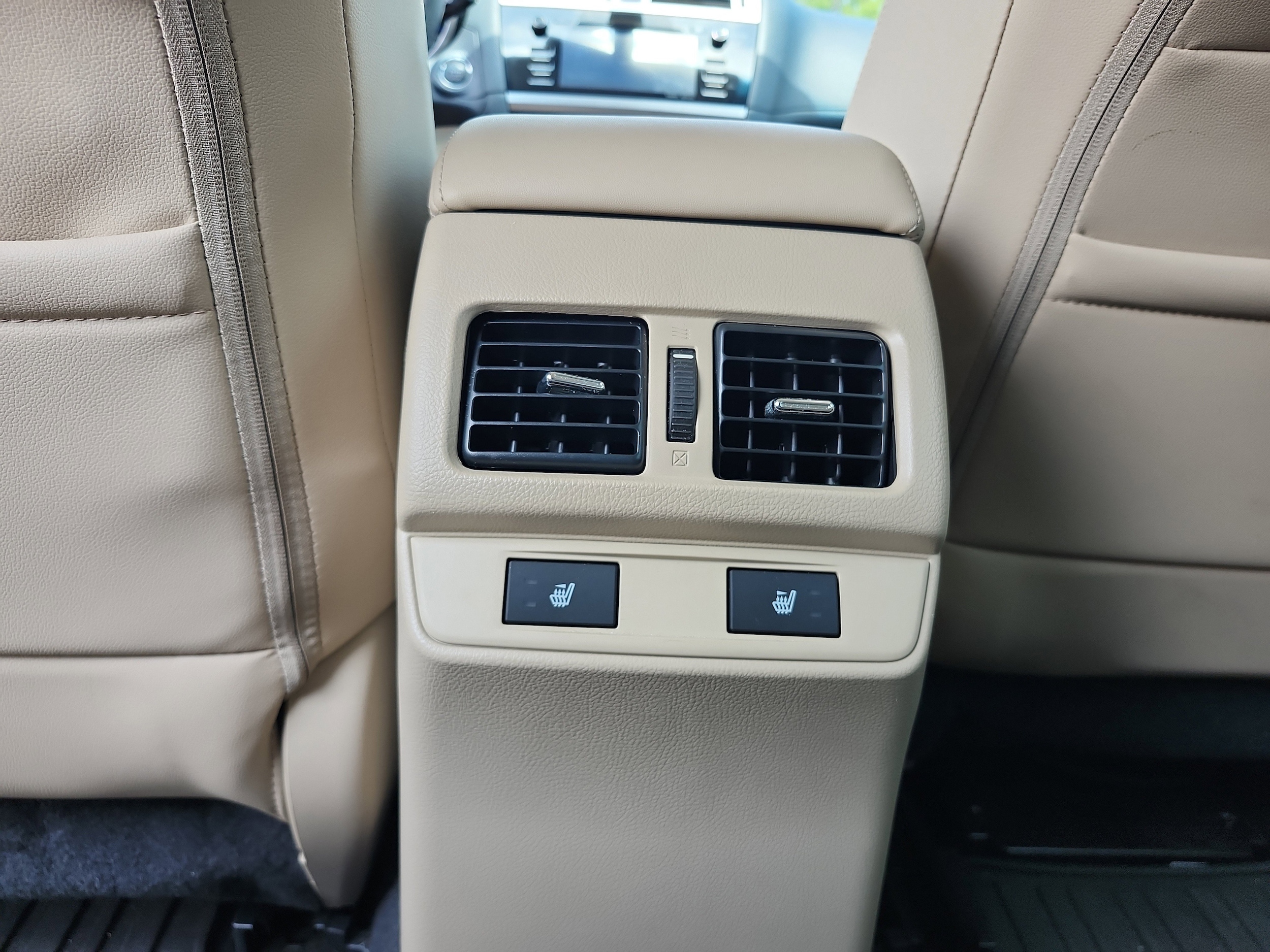 2017 Subaru Outback Limited - Photo 18