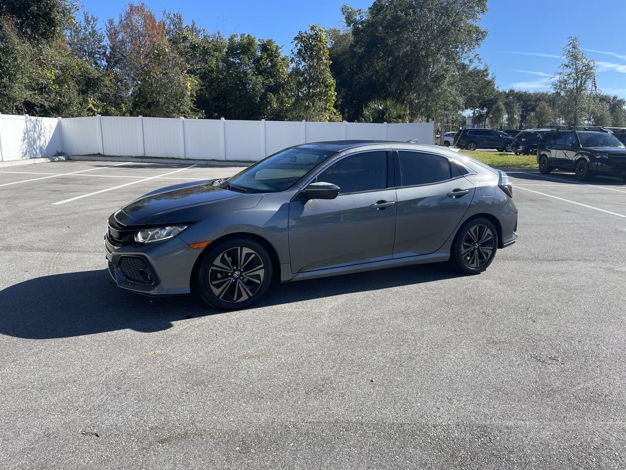 2017 Honda Civic Hatchback EX's photo