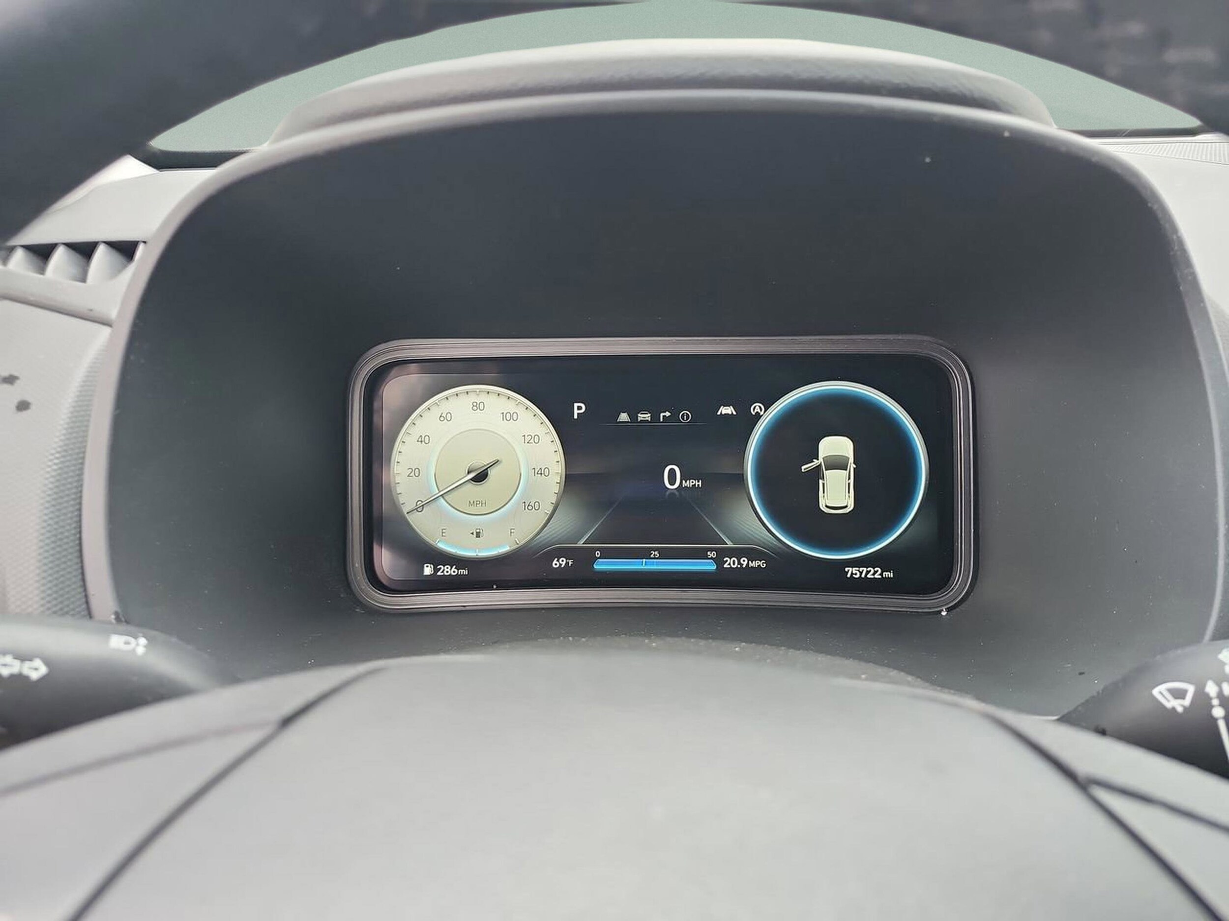2022 Hyundai Kona Limited - Photo 11