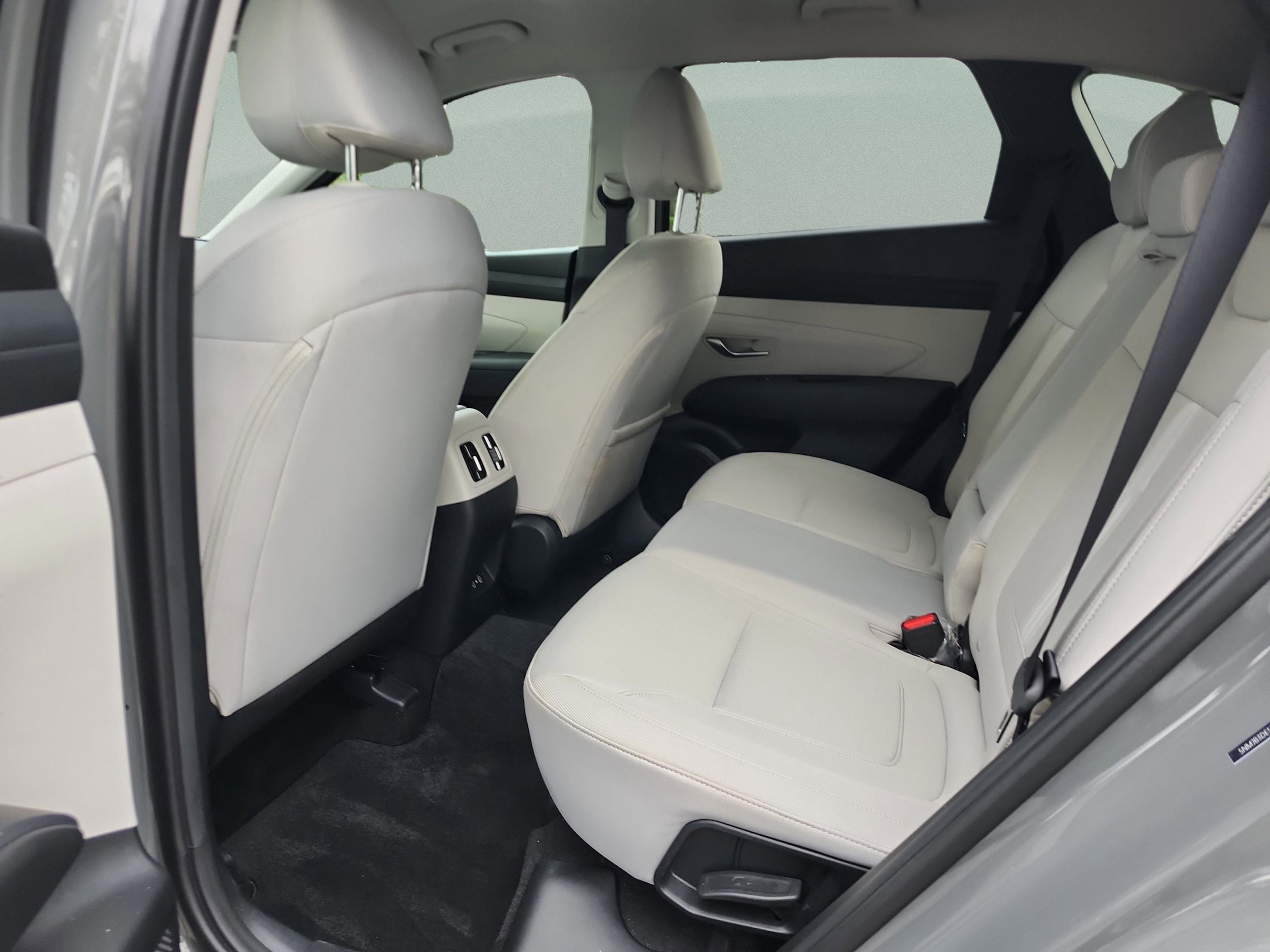 2025 Hyundai Tucson SEL - Photo 17