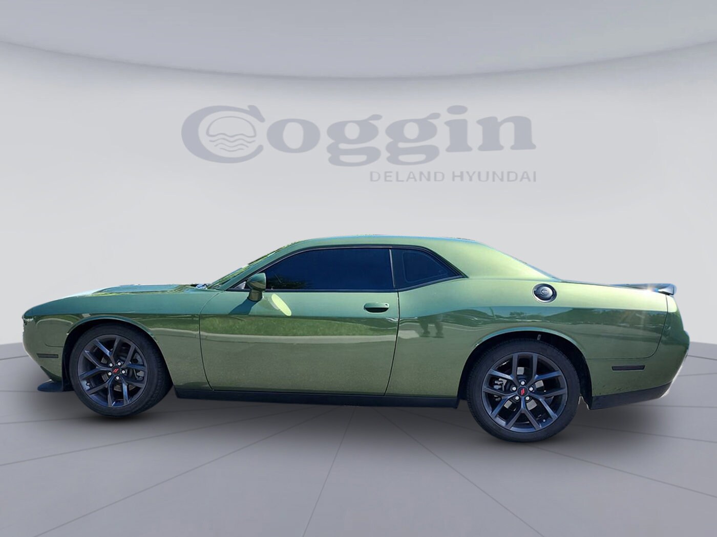 2023 Dodge Challenger GT photo 2