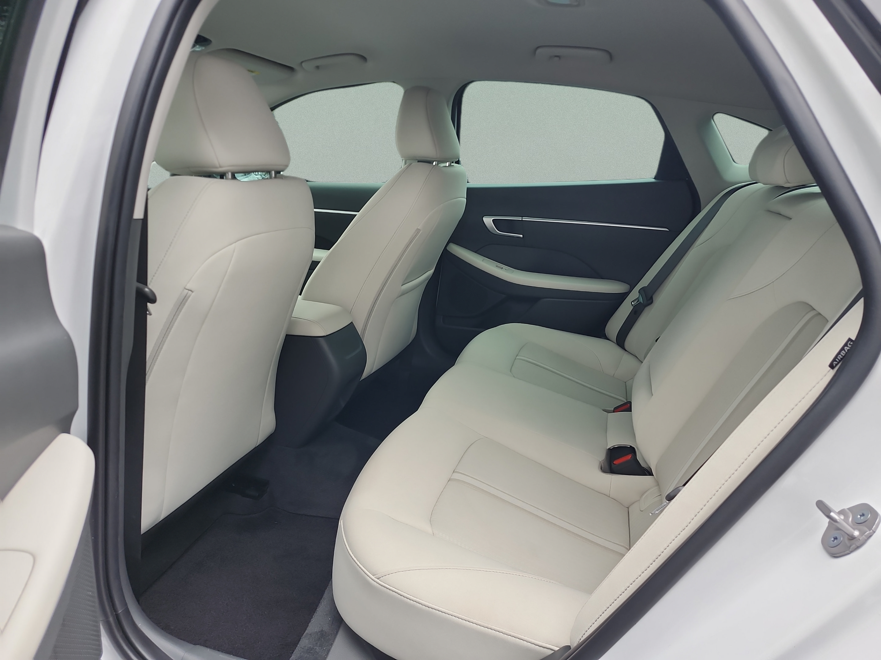 2024 Hyundai Sonata SEL - Photo 18