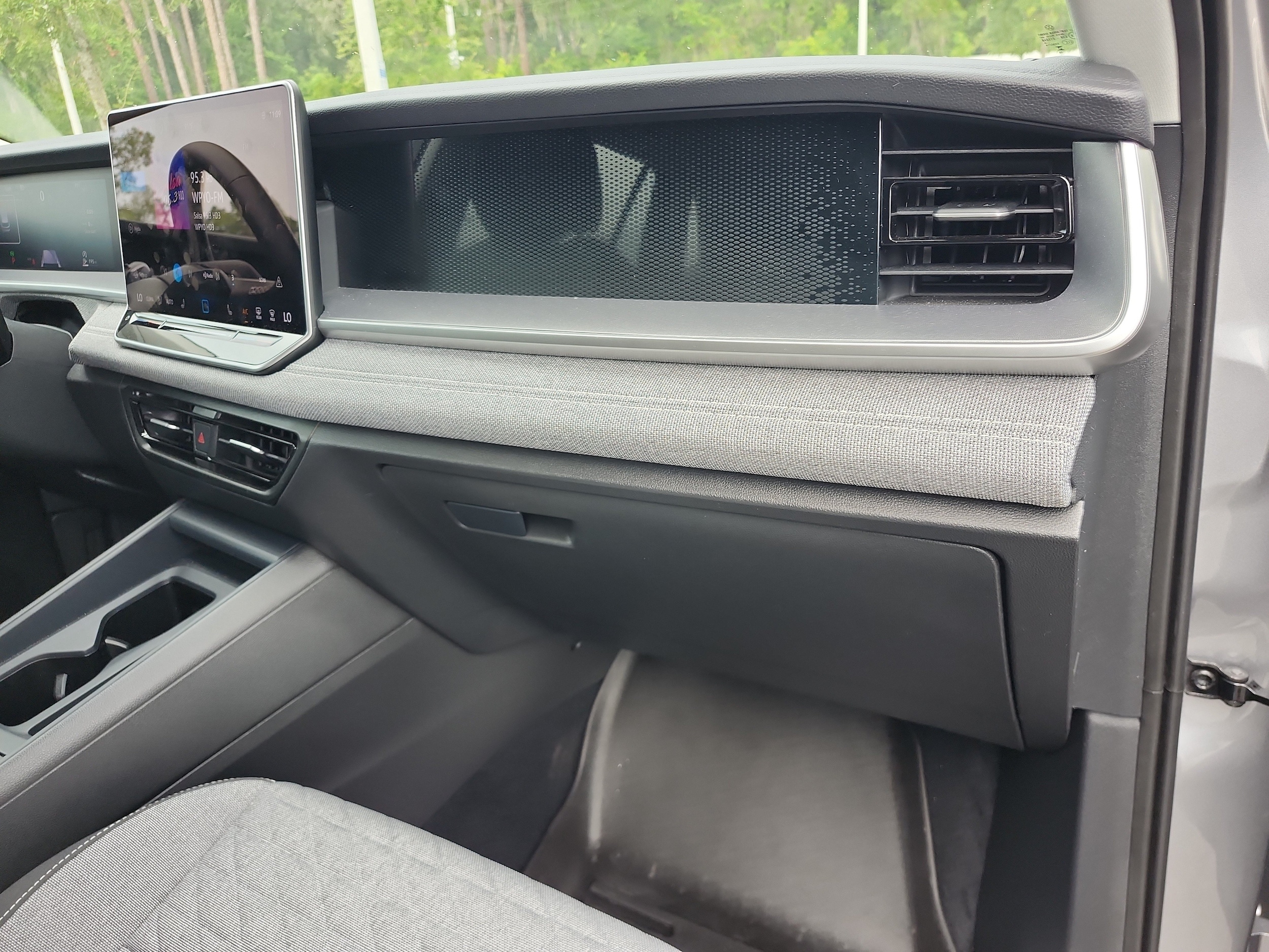 2025 Volkswagen Tiguan S - Photo 22