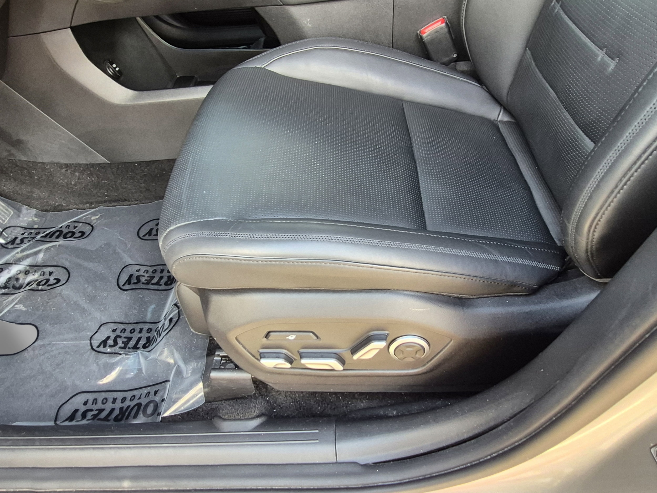 2024 Hyundai Santa Fe Calligraphy - Photo 25