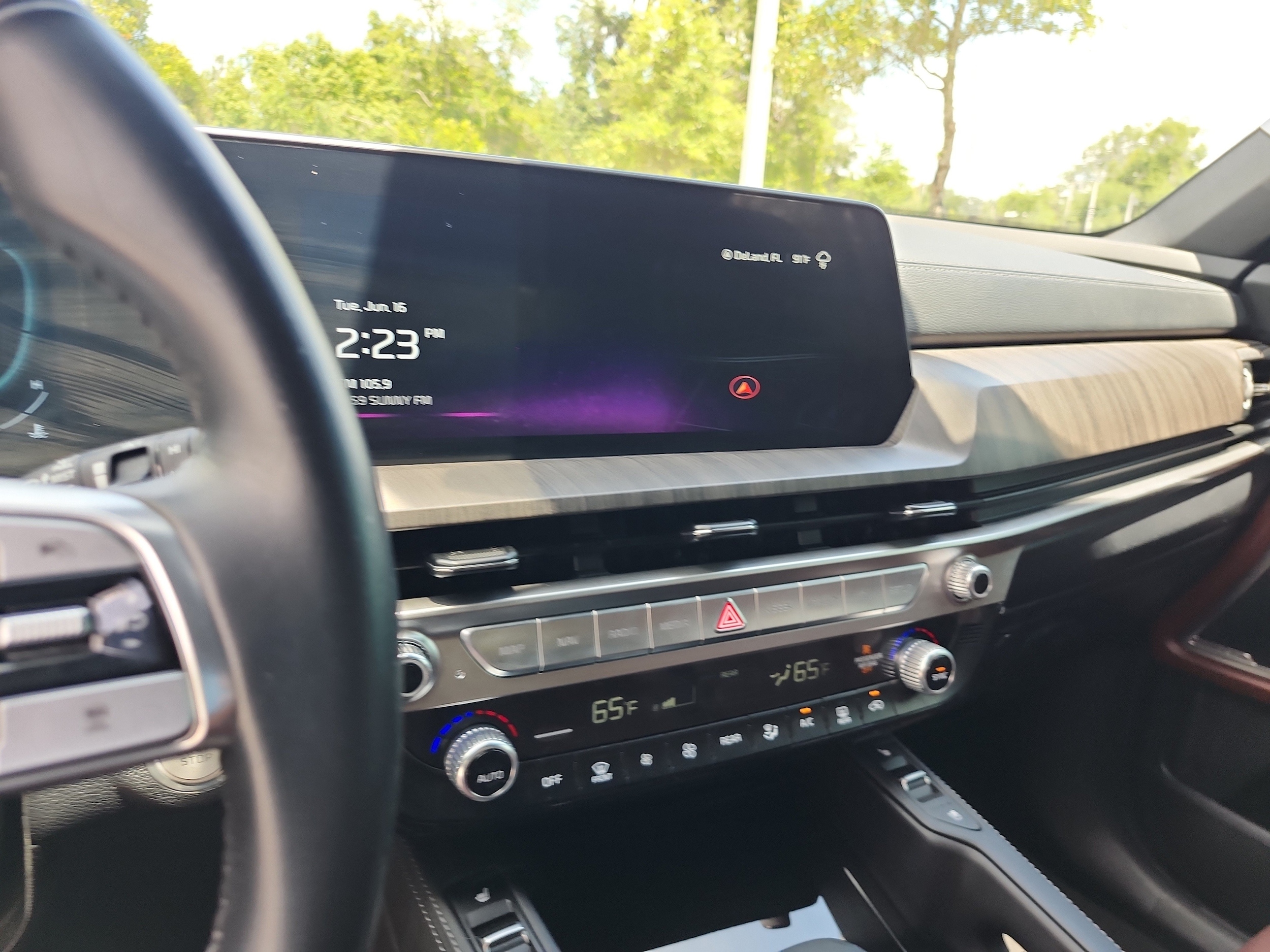 2024 Kia Telluride EX - Photo 14
