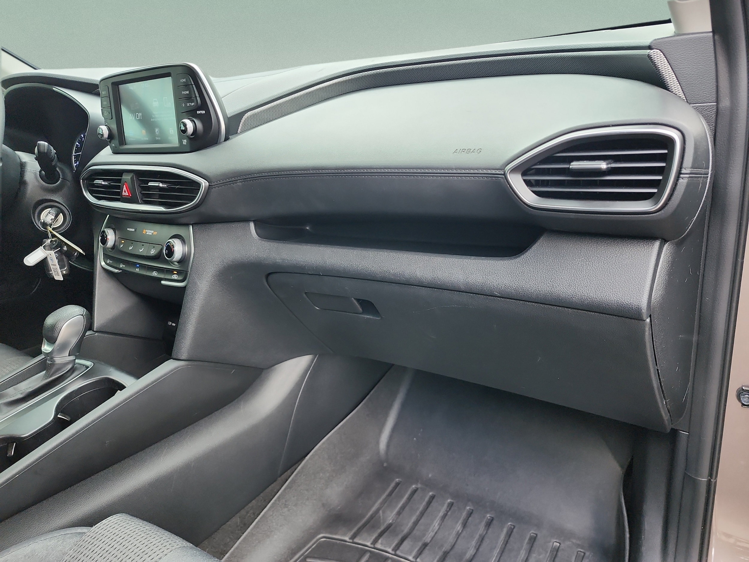 2019 Hyundai Santa Fe SE - Photo 20