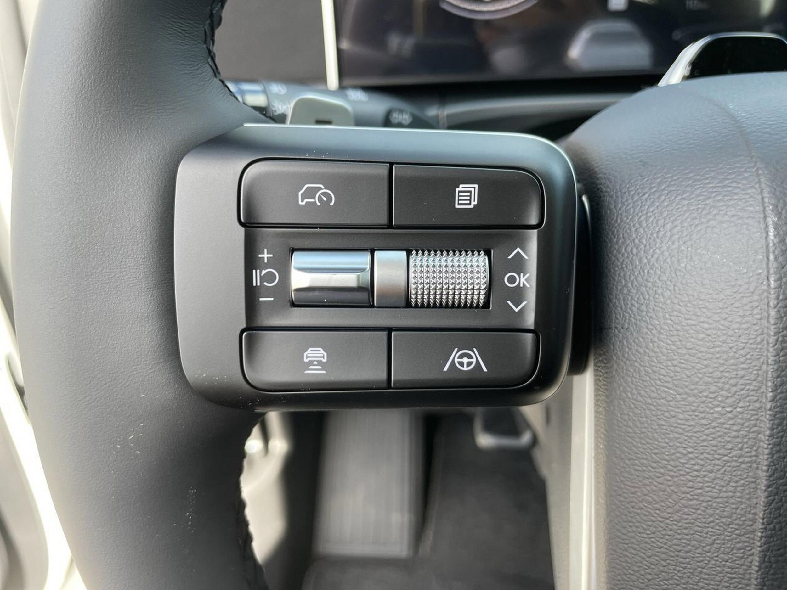 2026 Hyundai Santa Fe SEL - Photo 29