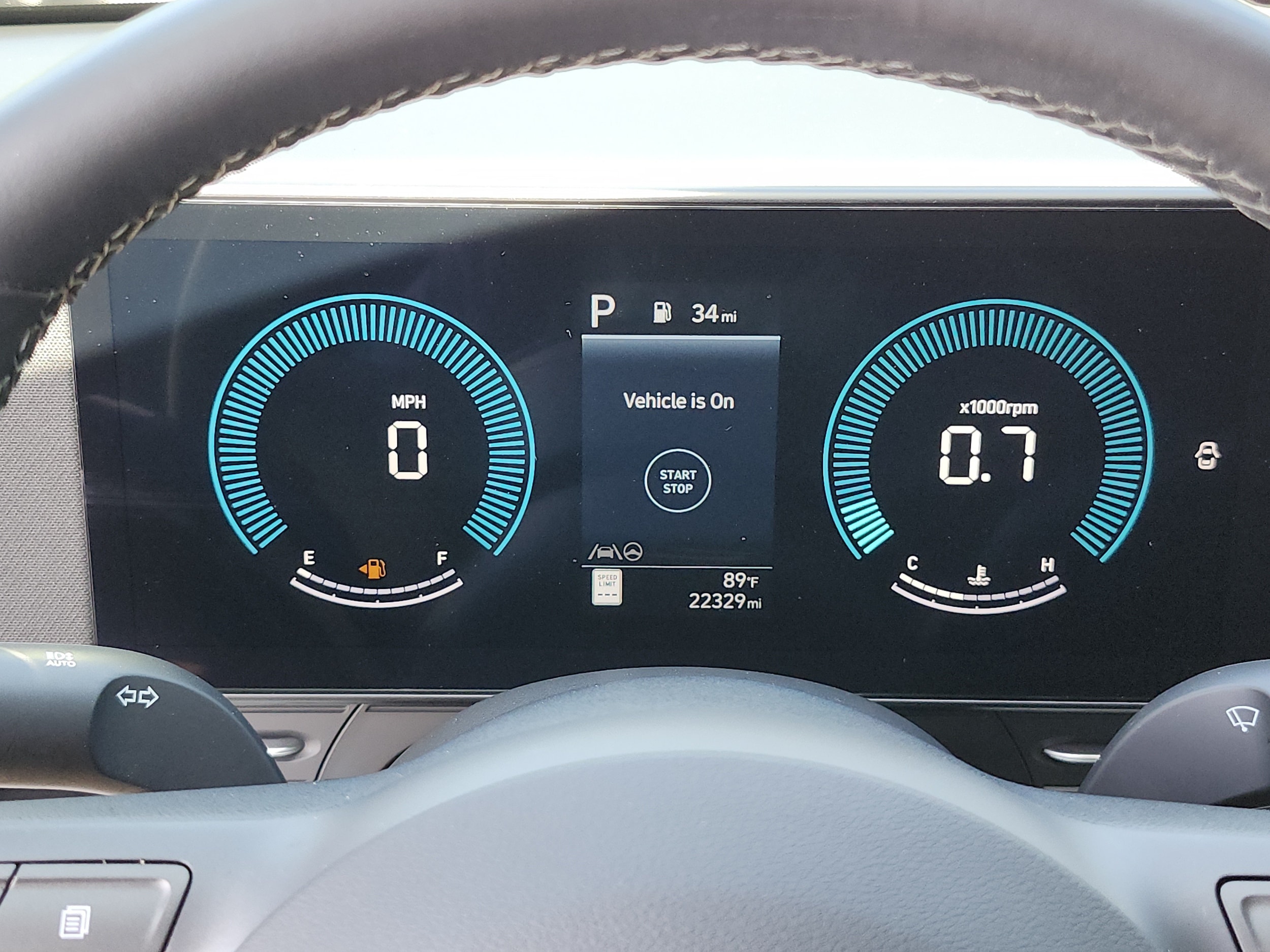 2025 Hyundai Kona SEL - Photo 11