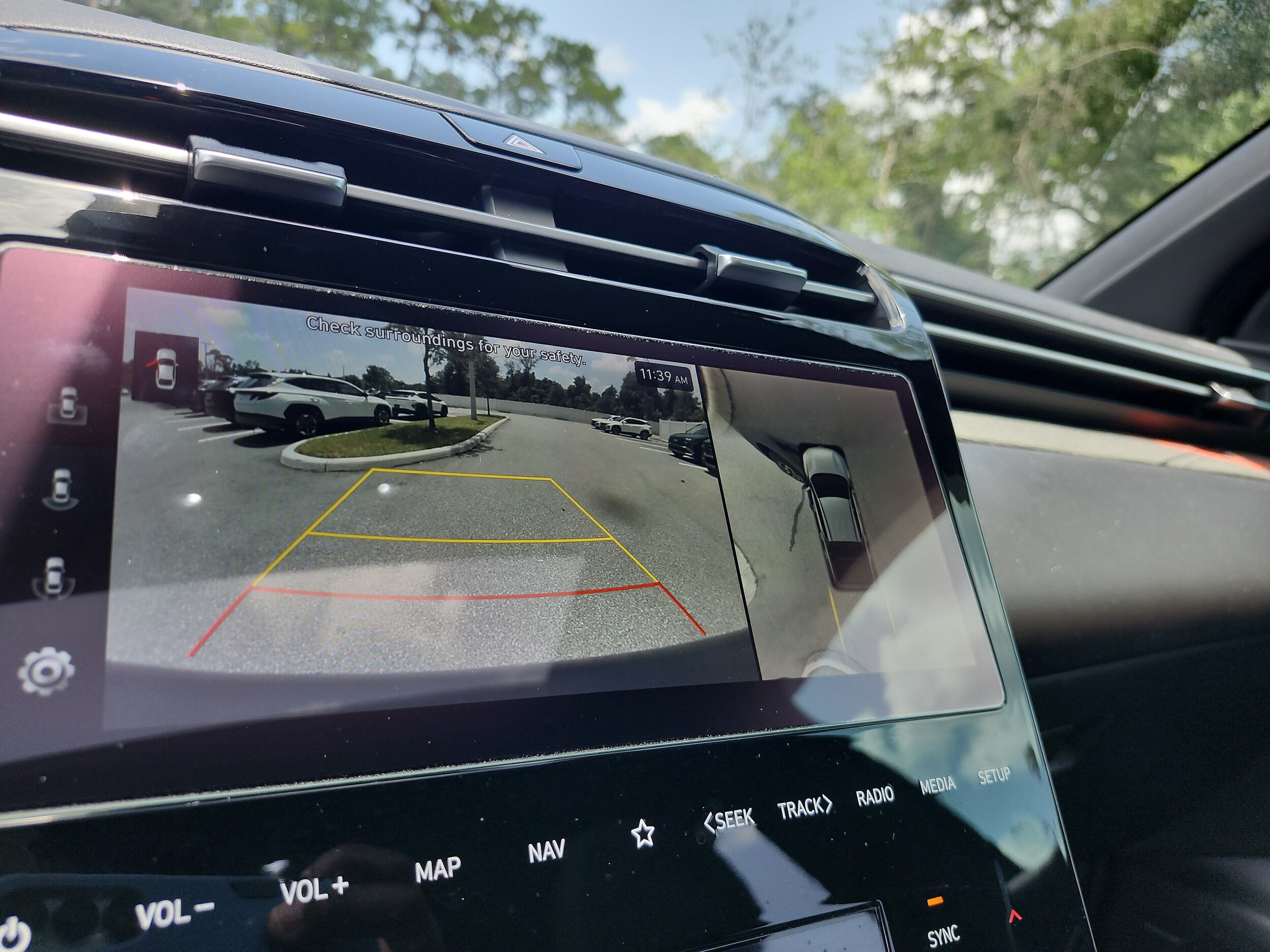 2023 Hyundai Santa Cruz Limited - Photo 32