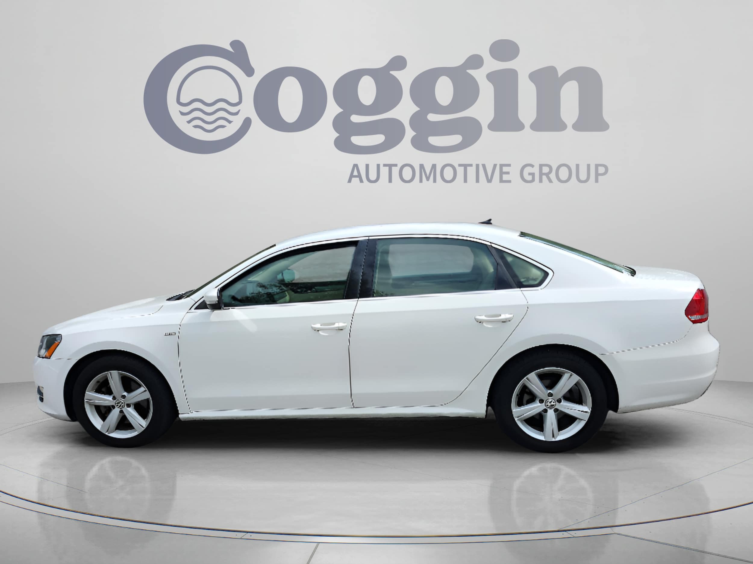Used 2015 Volkswagen Passat Limited Edition with VIN 1VWAT7A34FC113483 for sale in DeLand, FL