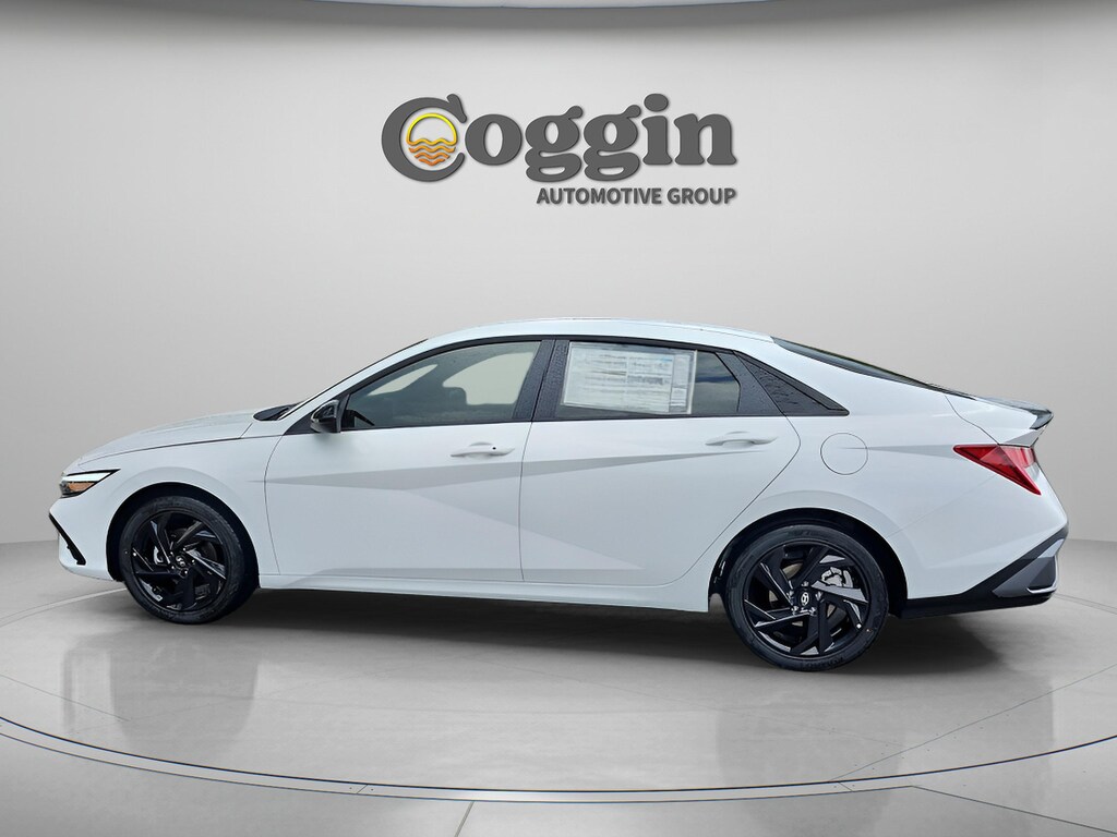 New 2026 Hyundai Elantra SEL Sport Sedan
