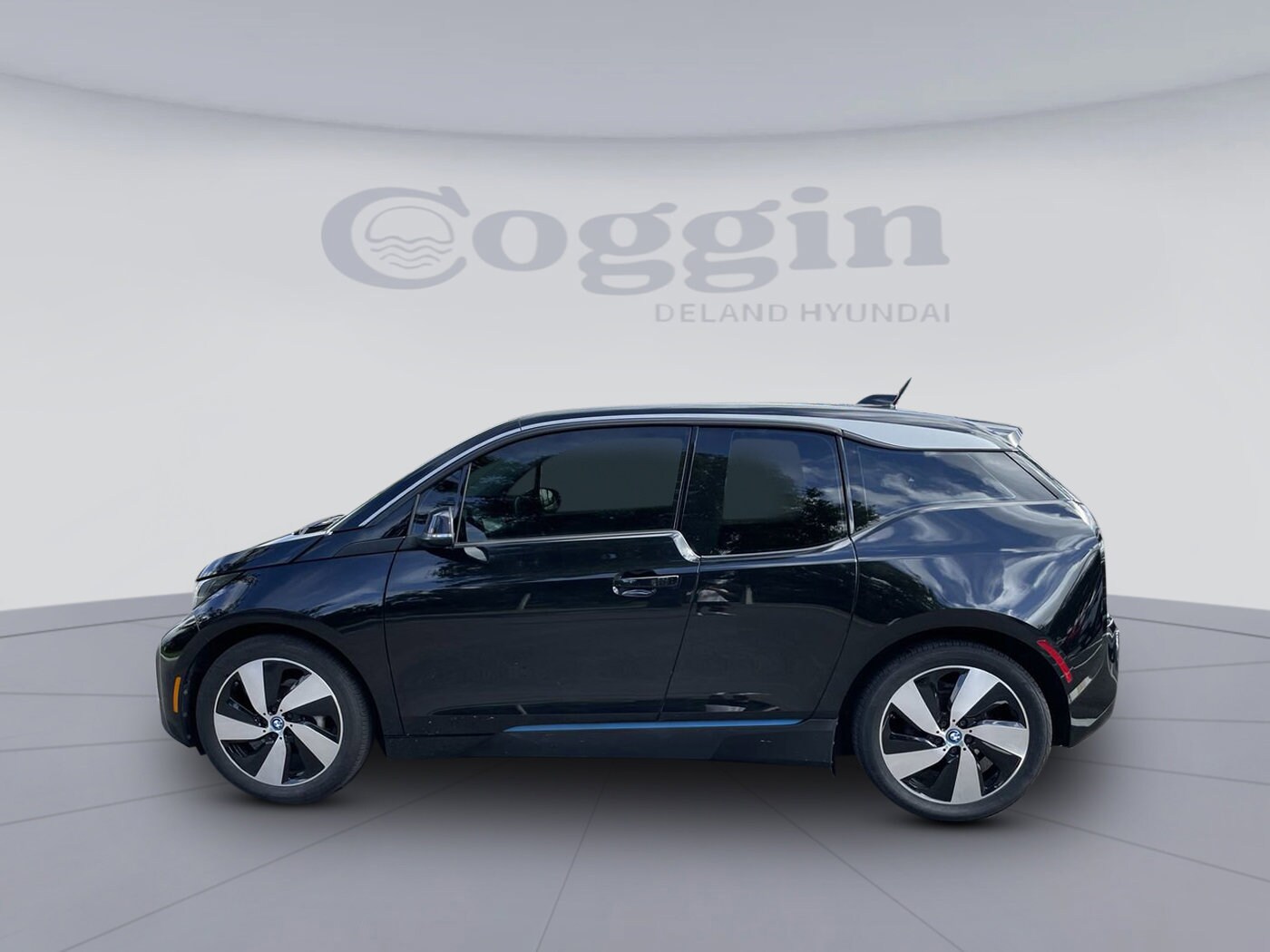 2018 Bmw i3 BEV photo 2