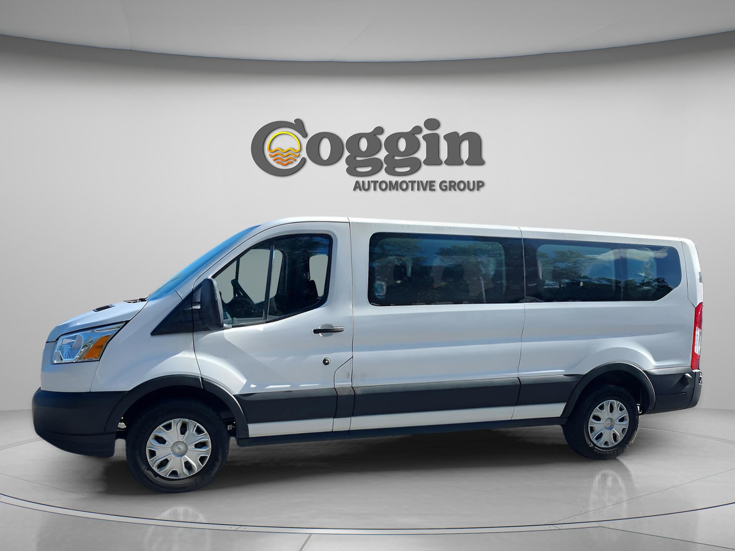 2019 Ford Transit Passenger Van XLT's photo