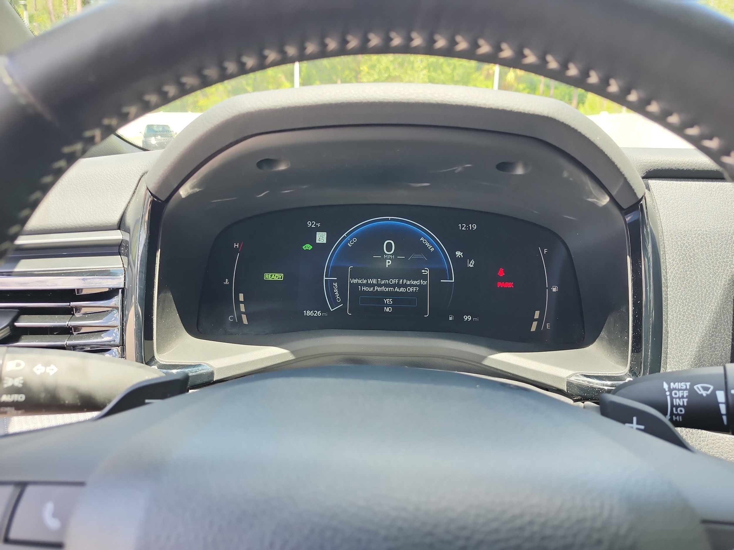 2025 Toyota Camry SE - Photo 12