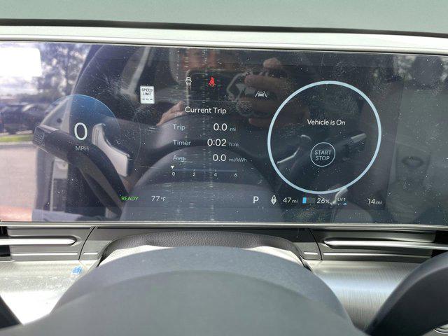 2025 Hyundai Kona EV SEL - Photo 11