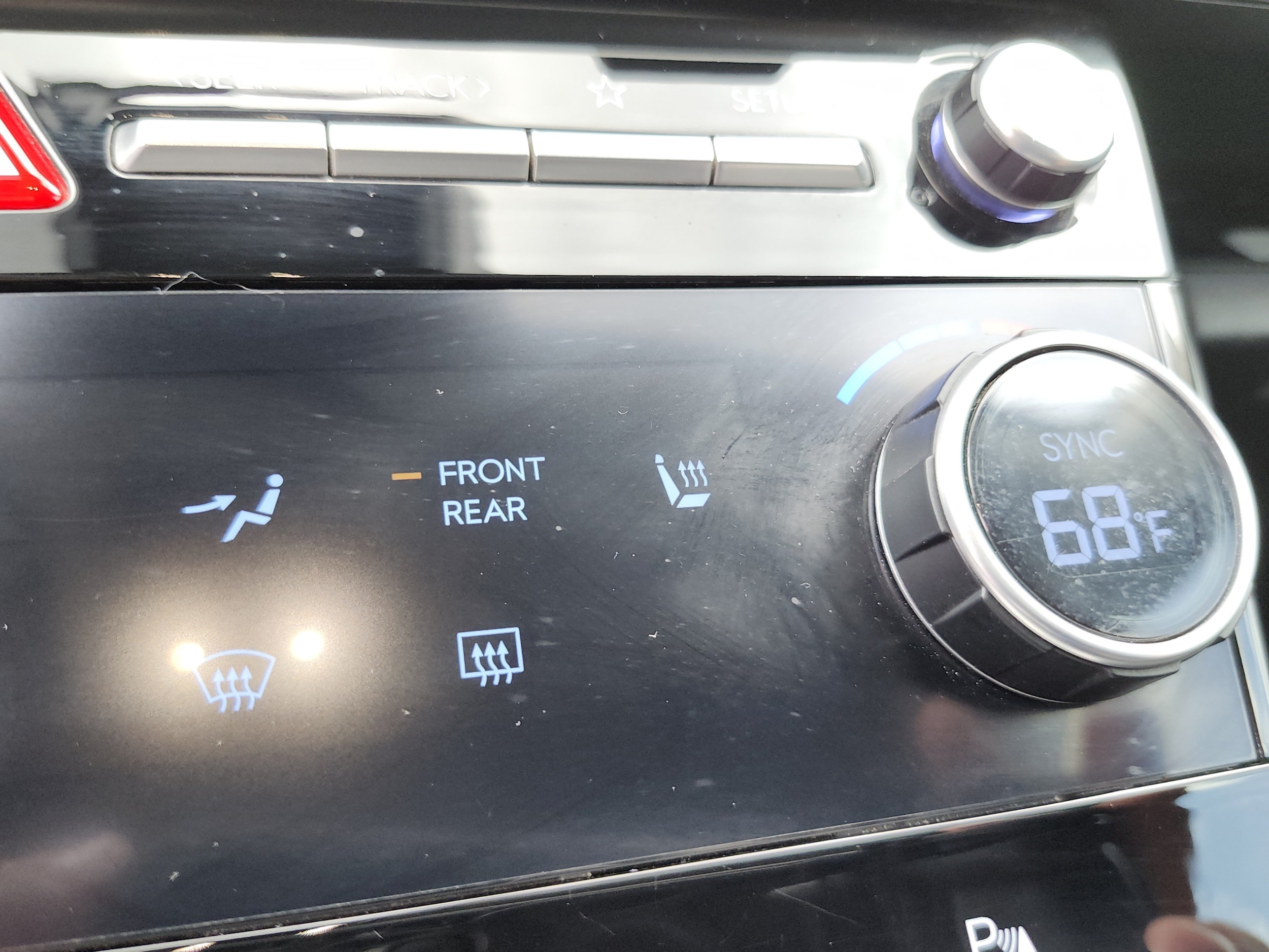 2025 Hyundai Santa Fe SEL - Photo 31