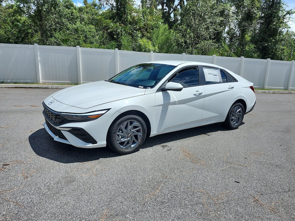New 2026 Hyundai Elantra Hybrid Blue Sedan