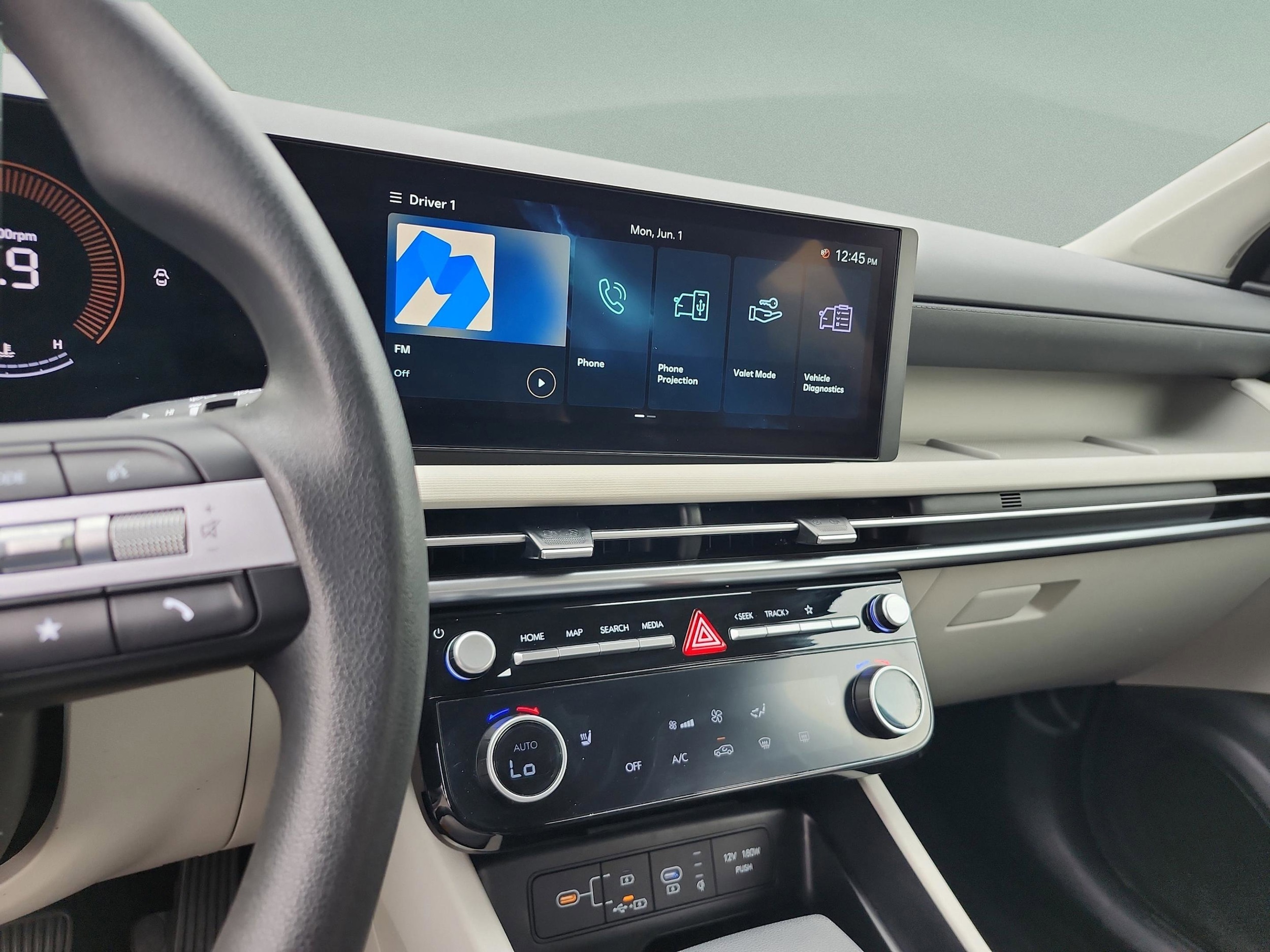 2025 Hyundai Tucson SEL - Photo 12