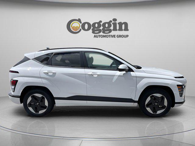 2025 Hyundai Kona EV SEL - Photo 8