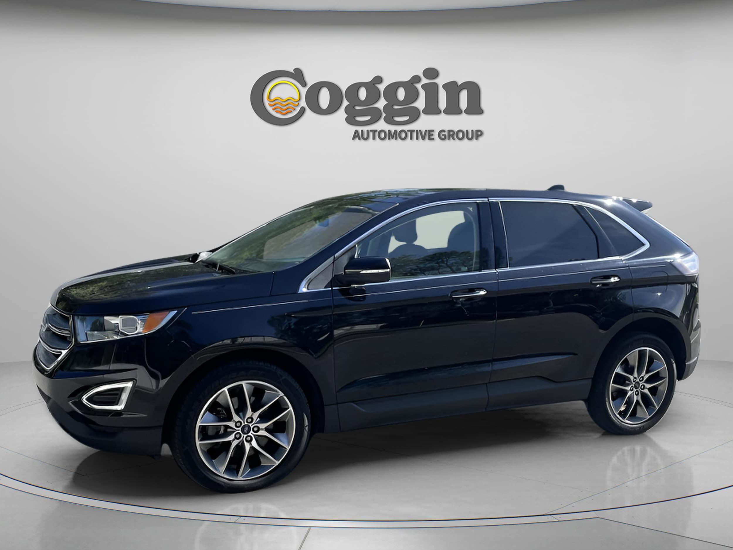 2017 Ford Edge Titanium's photo