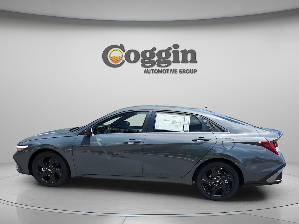 New 2026 Hyundai Elantra SEL Sport Premium Sedan