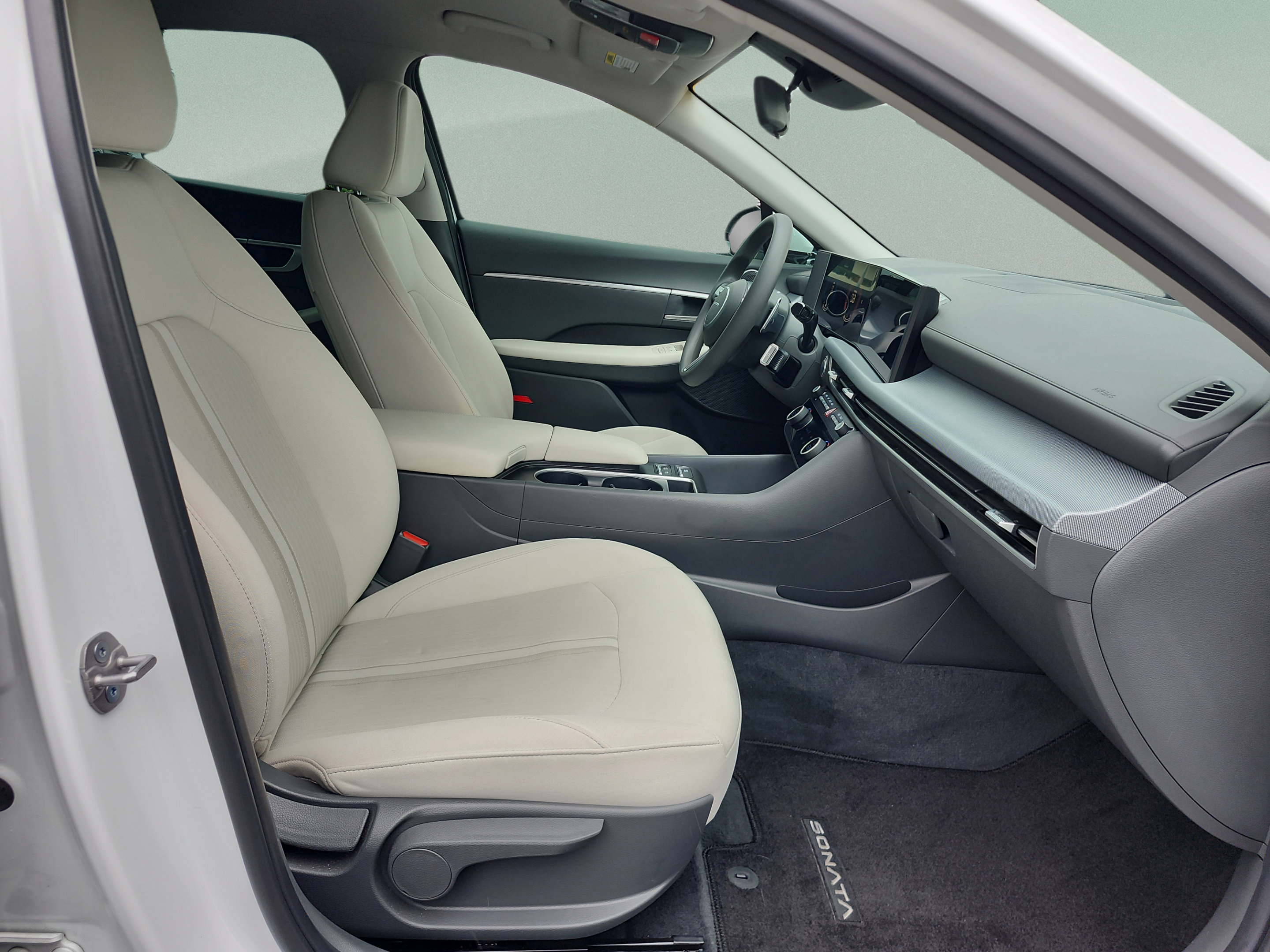 2024 Hyundai Sonata SEL - Photo 20