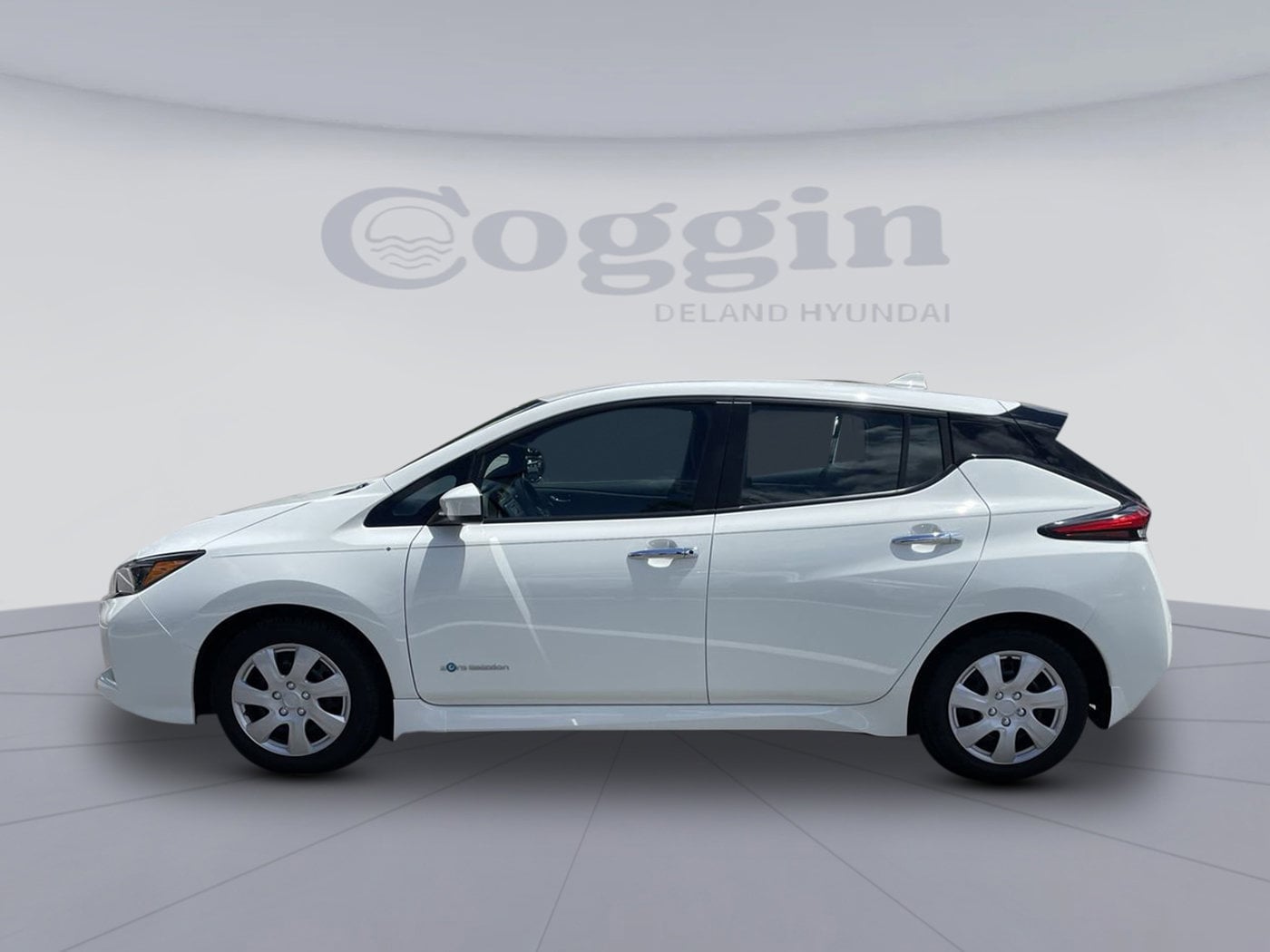 Used 2018 Nissan LEAF S with VIN 1N4AZ1CP0JC316934 for sale in DeLand, FL