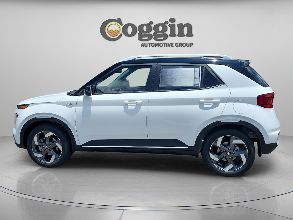 New 2026 Hyundai Venue SEL w/Two-Tone Roof SUV