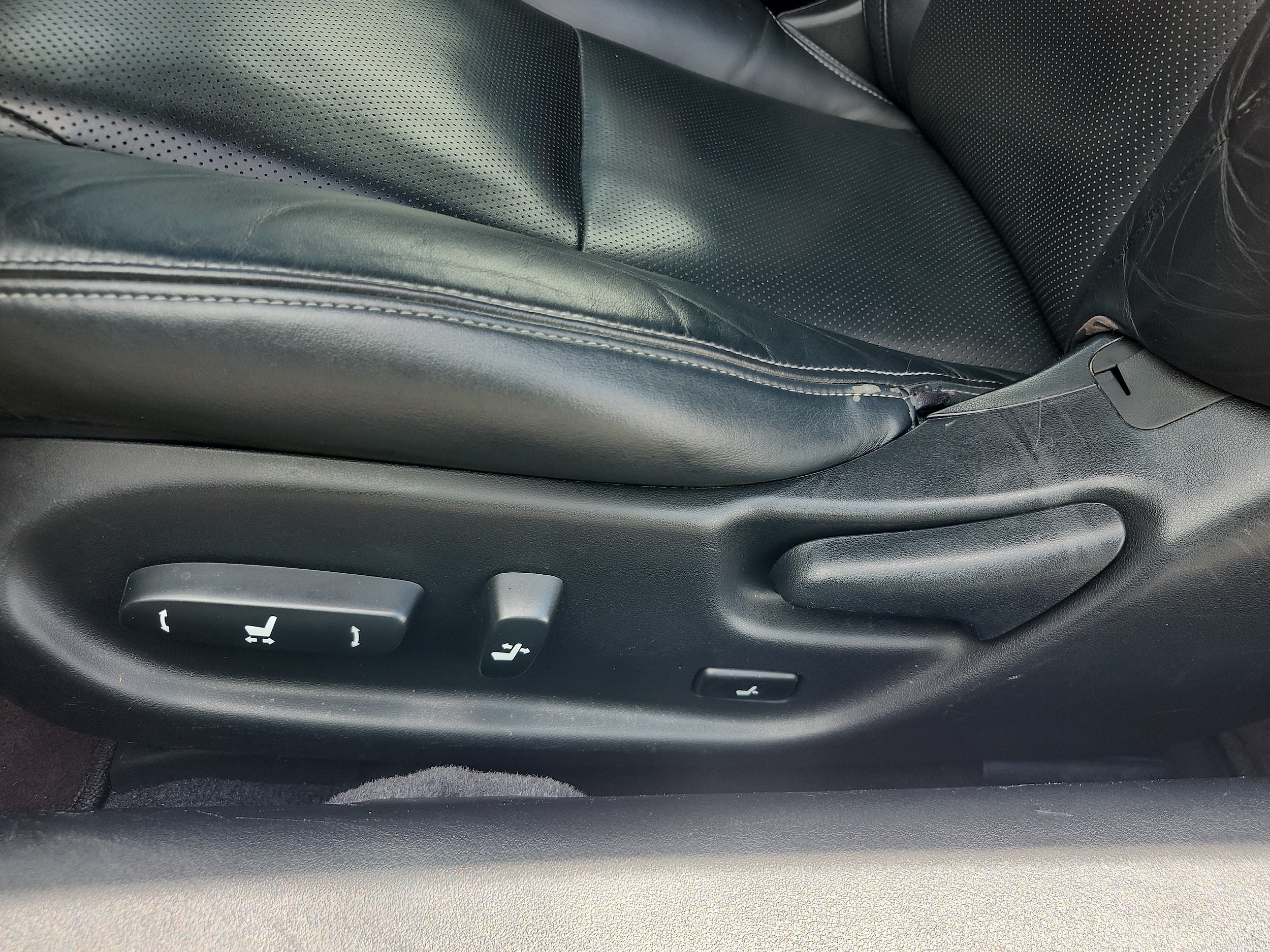 2012 Lexus IS 350 - Photo 17