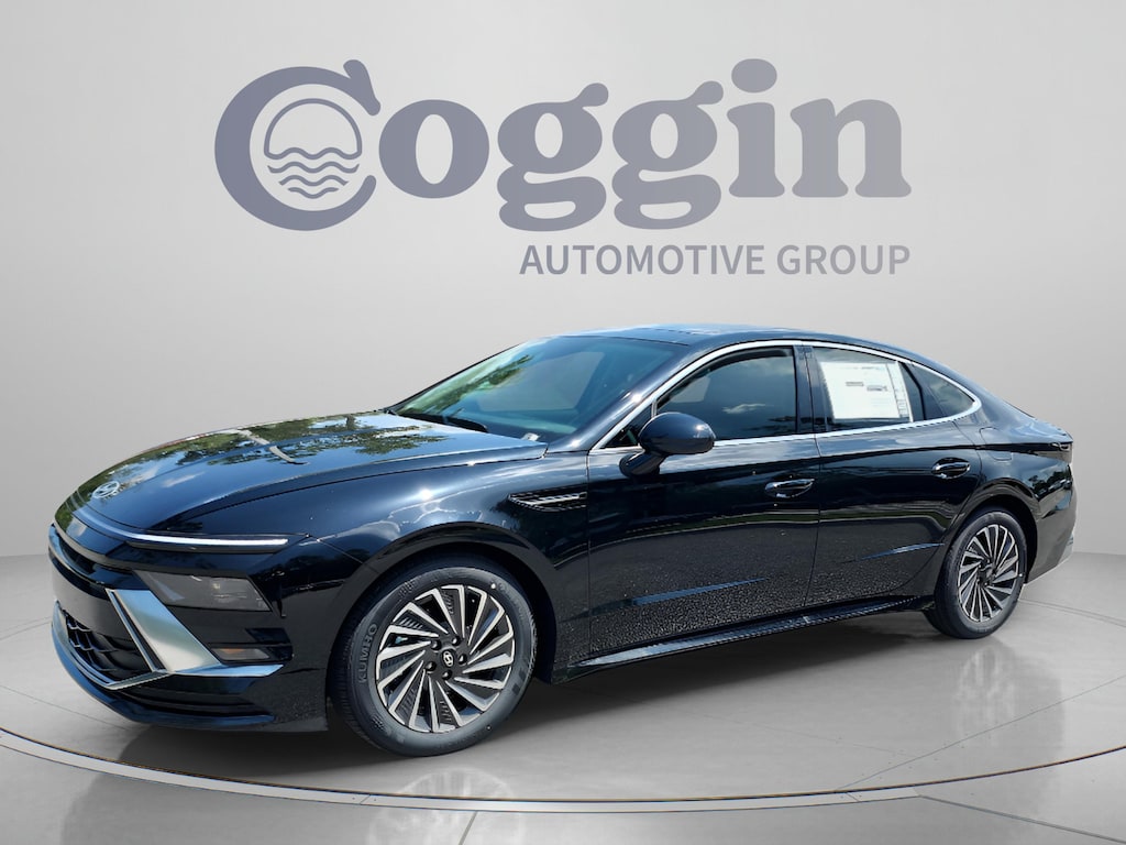 New 2026 Hyundai Sonata Hybrid SEL Sedan