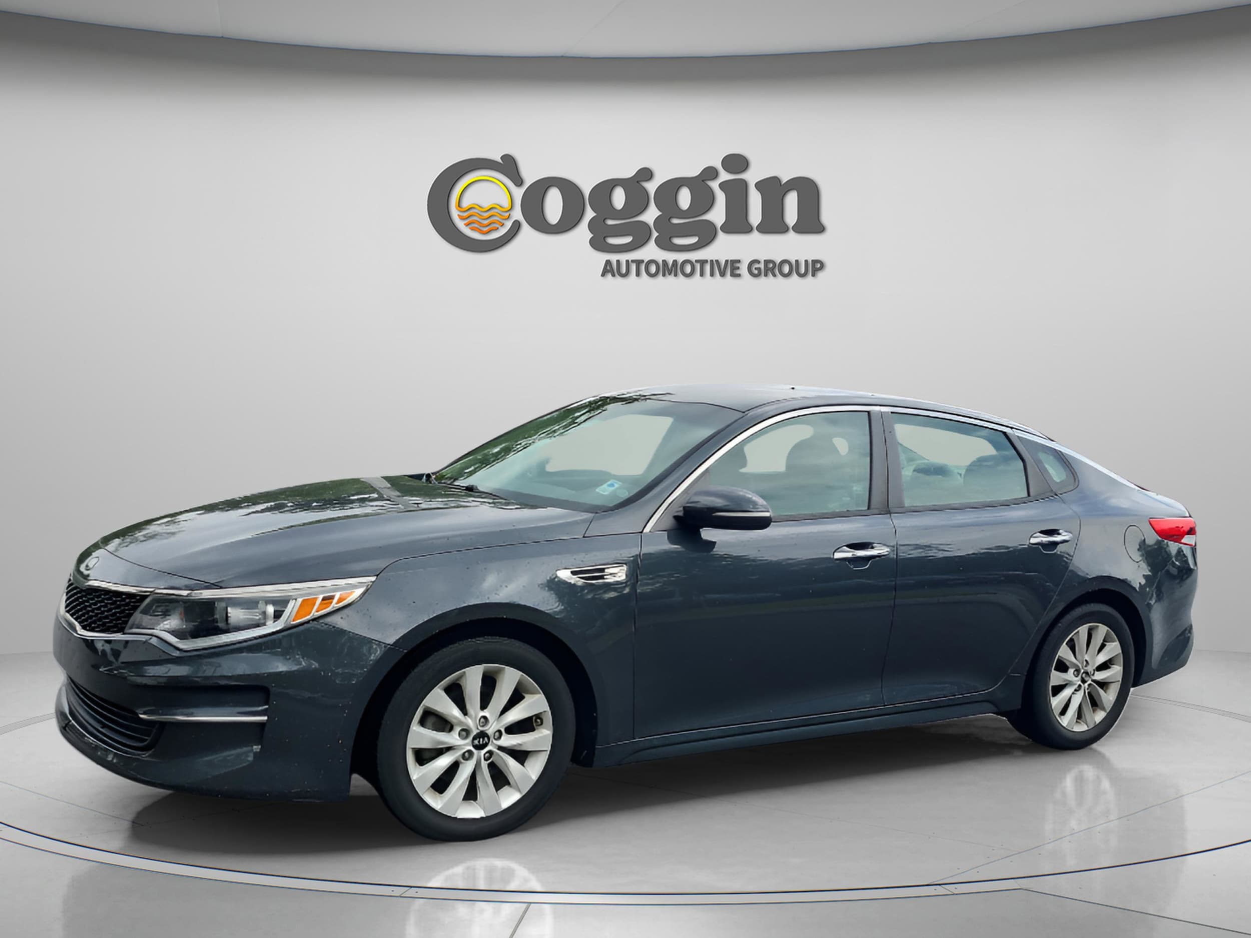 2016 Kia Optima LX AT's photo
