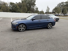 2022 BMW 330i