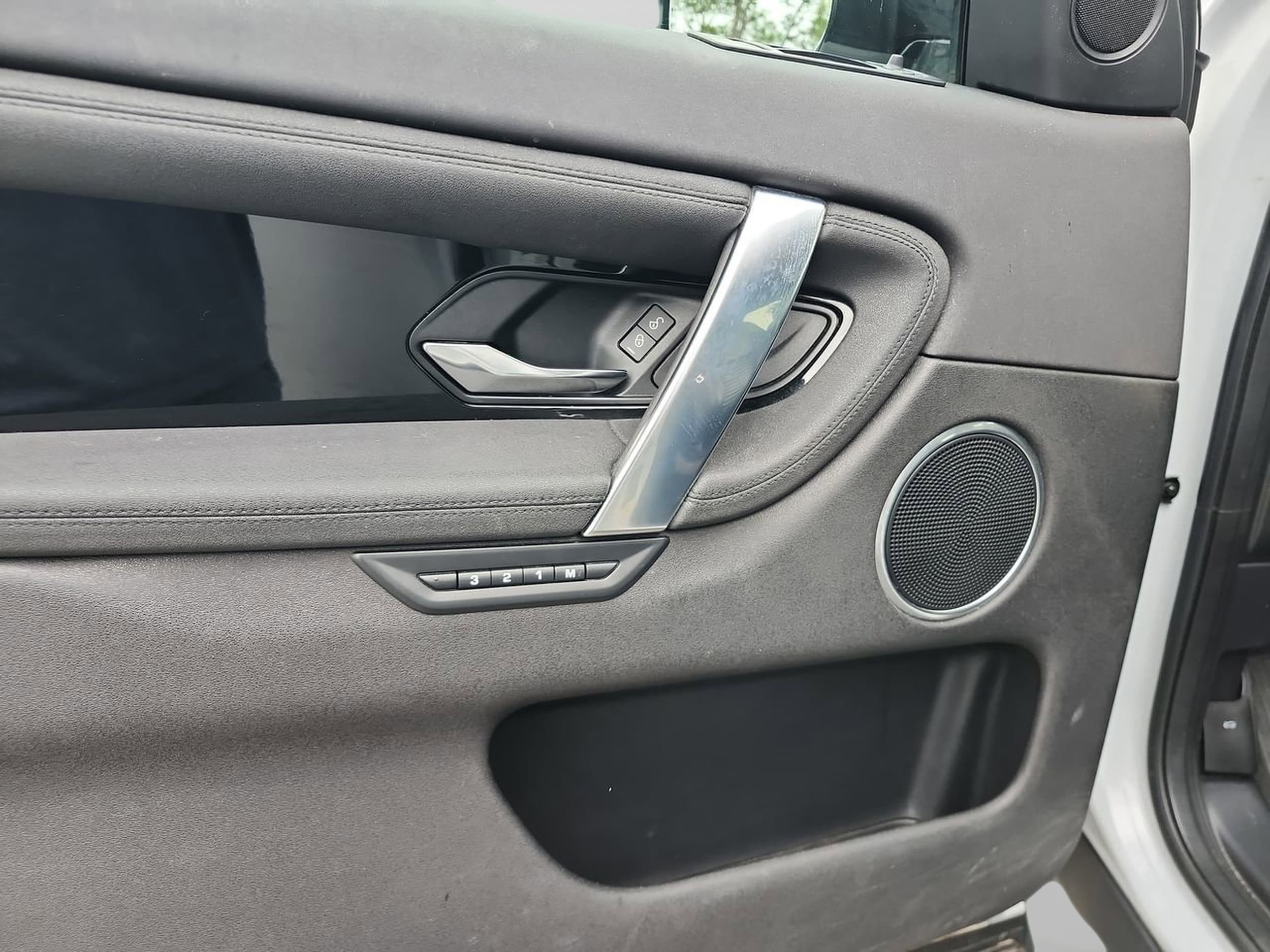 2020 Land Rover Discovery Sport SE - Photo 15