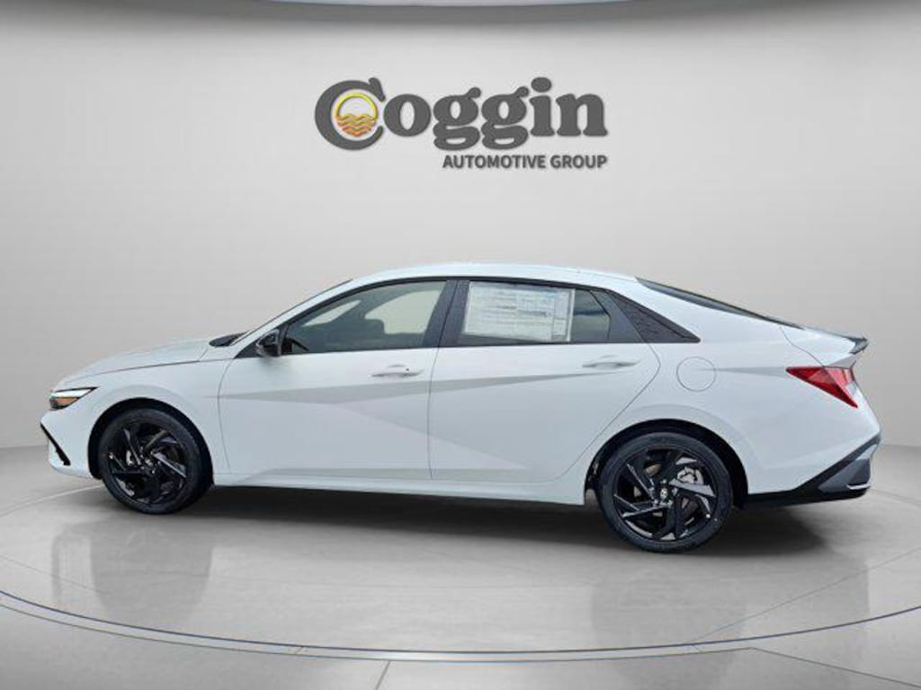New 2026 Hyundai Elantra SEL Sport Sedan