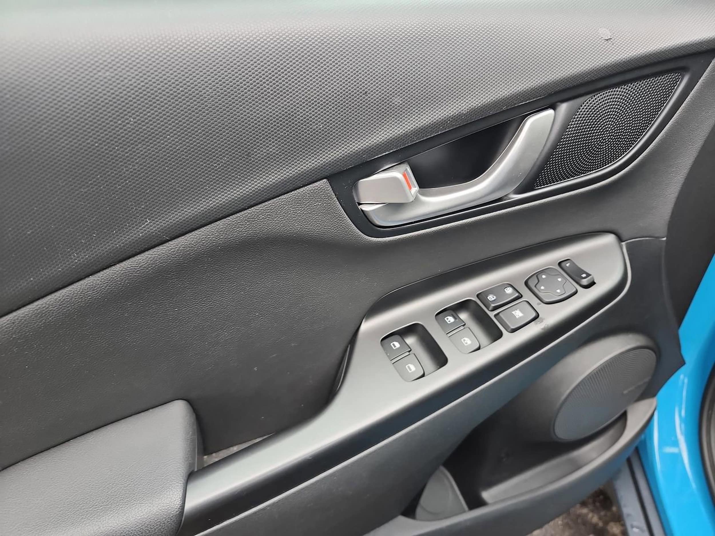 2022 Hyundai Kona Limited - Photo 16