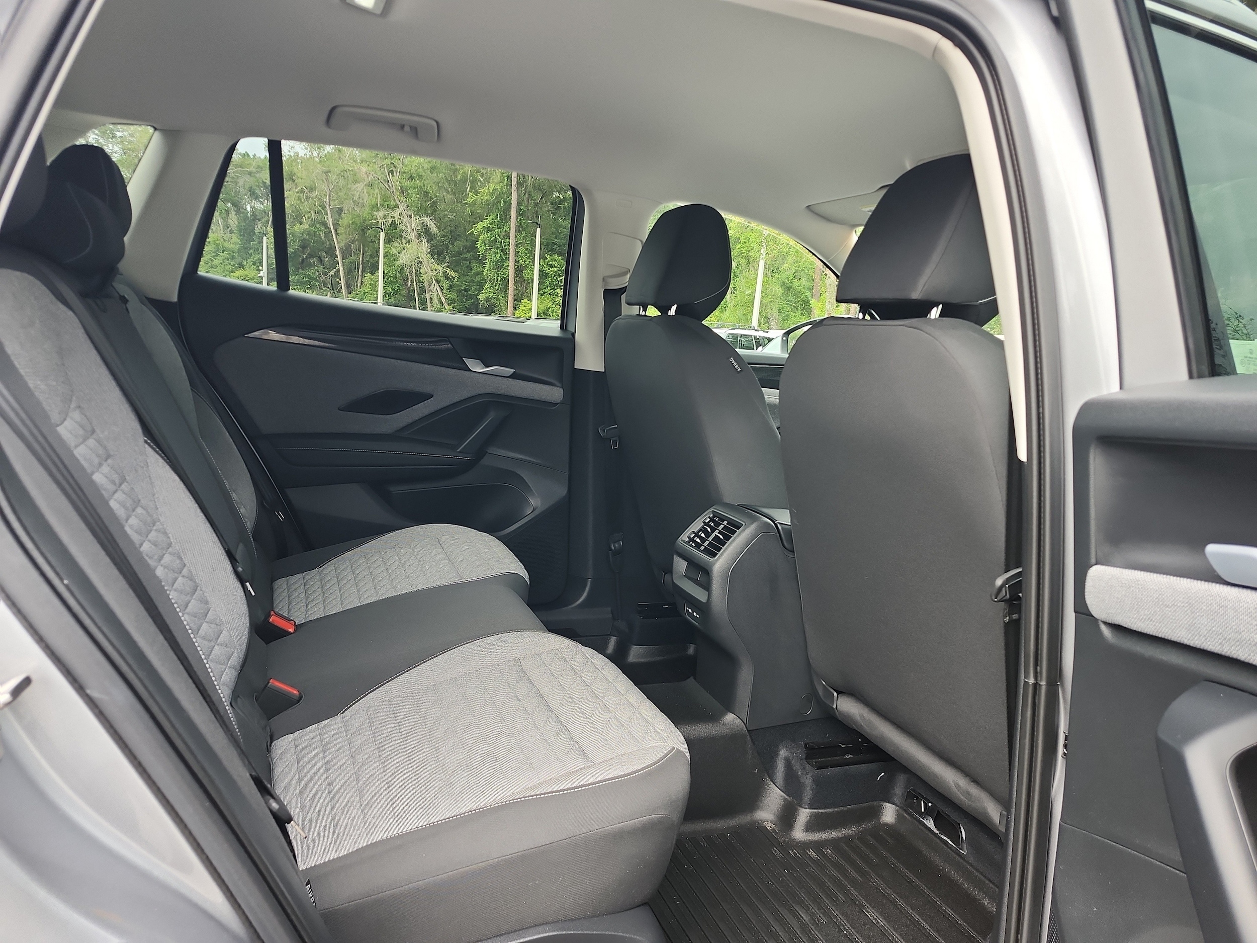 2025 Volkswagen Tiguan S - Photo 20