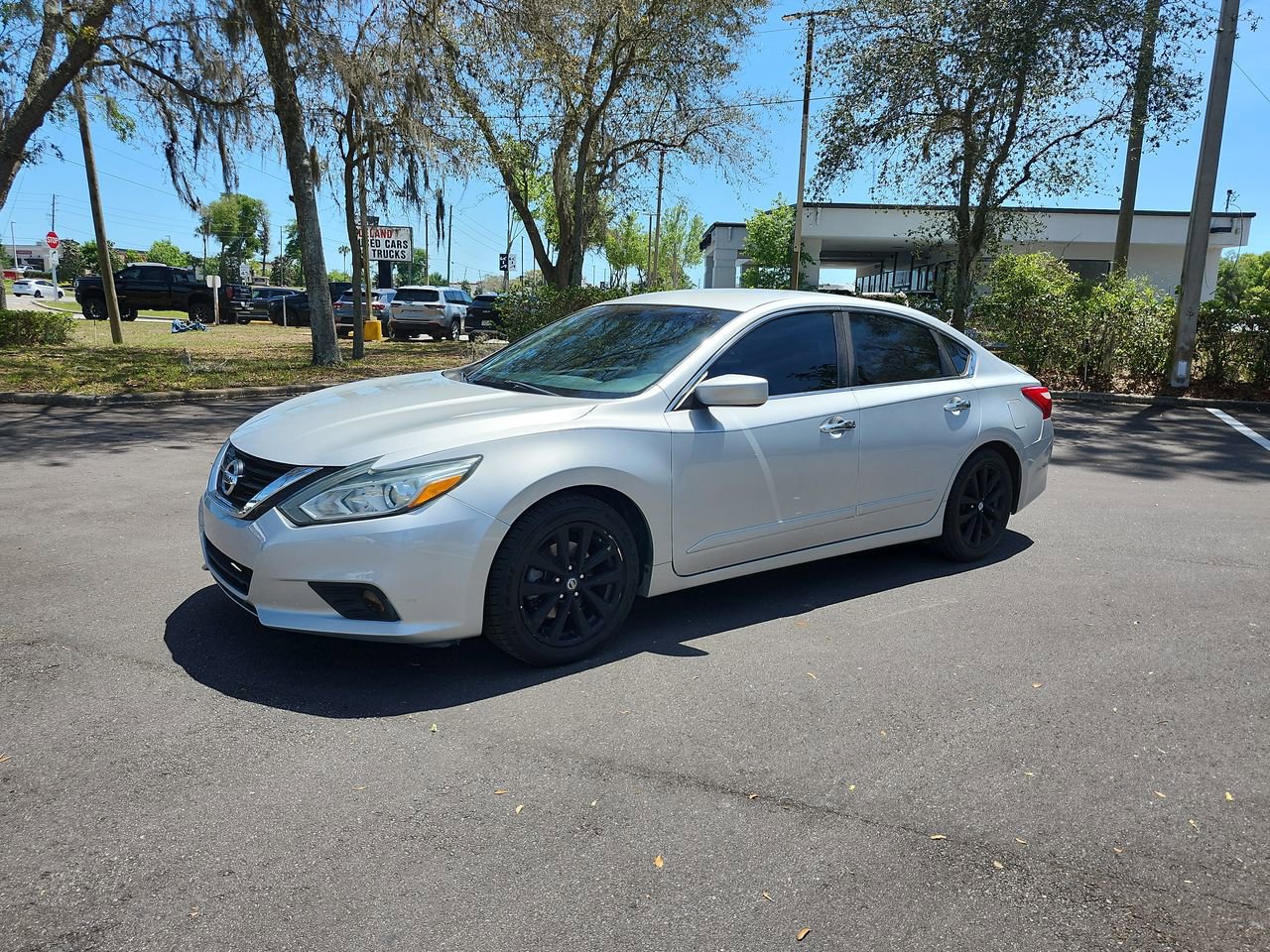 2016 Nissan Altima SV