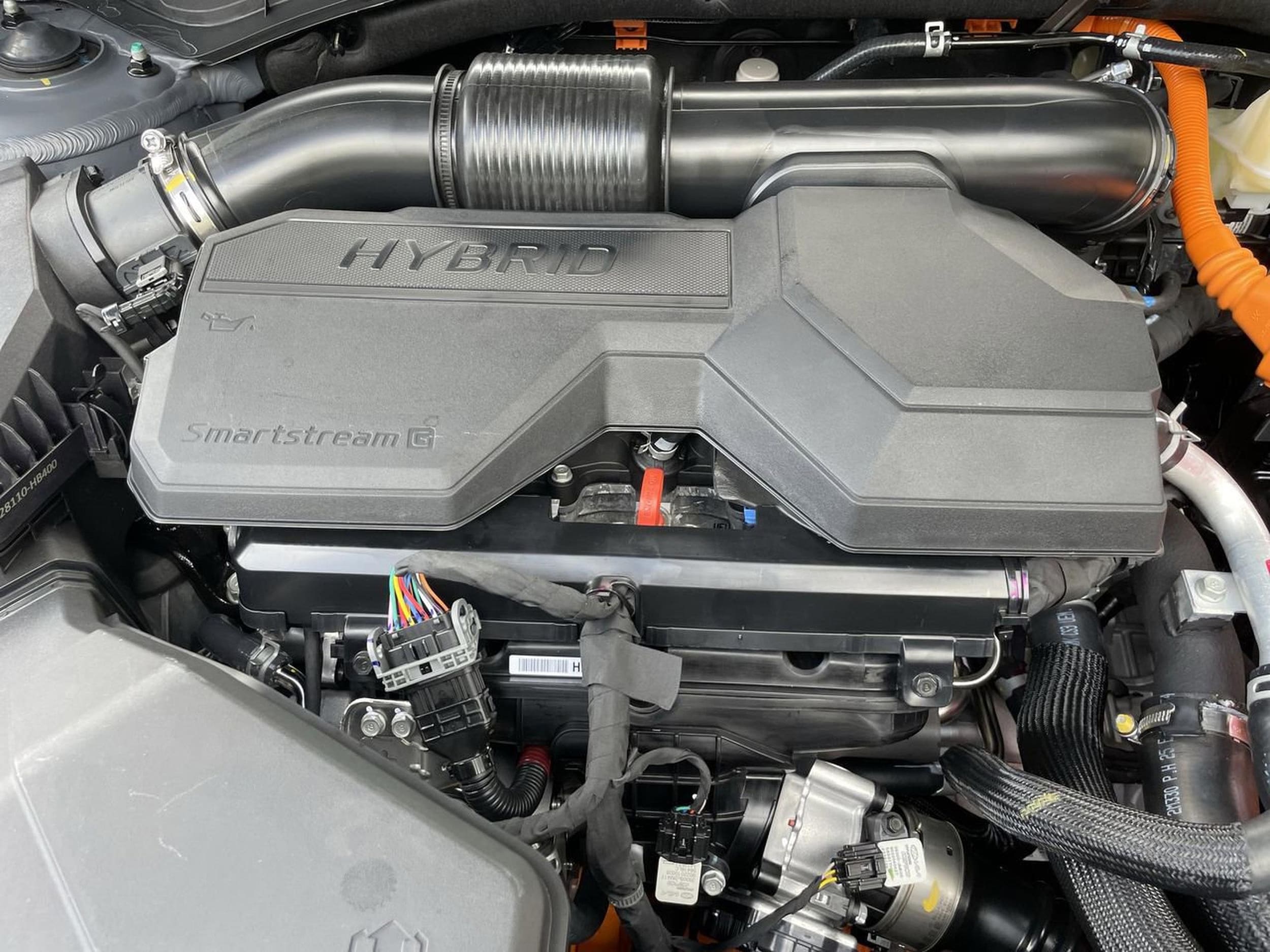 2026 Hyundai Santa Fe Limited - Photo 22